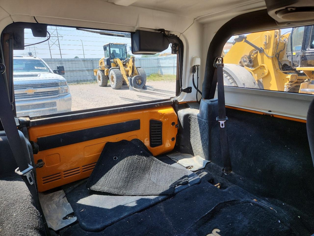 2013 Jeep Wrangler Sport Желтый vin: 1C4AJWAG2DL521967