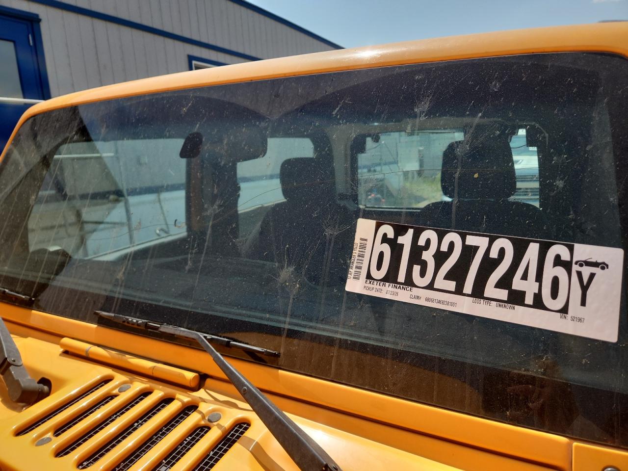 2013 Jeep Wrangler Sport Желтый vin: 1C4AJWAG2DL521967 Damage: Windshield, Cracked, > 12 Inches