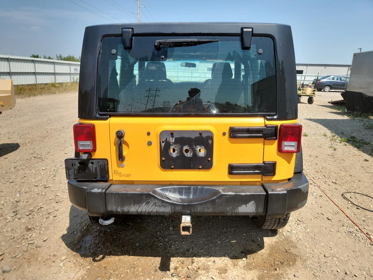 2013 Jeep Wrangler Sport Желтый vin: 1C4AJWAG2DL521967 Damage: R Bumper Textured, Dent(S) W/ Paint Dmg, > 12 Inches
