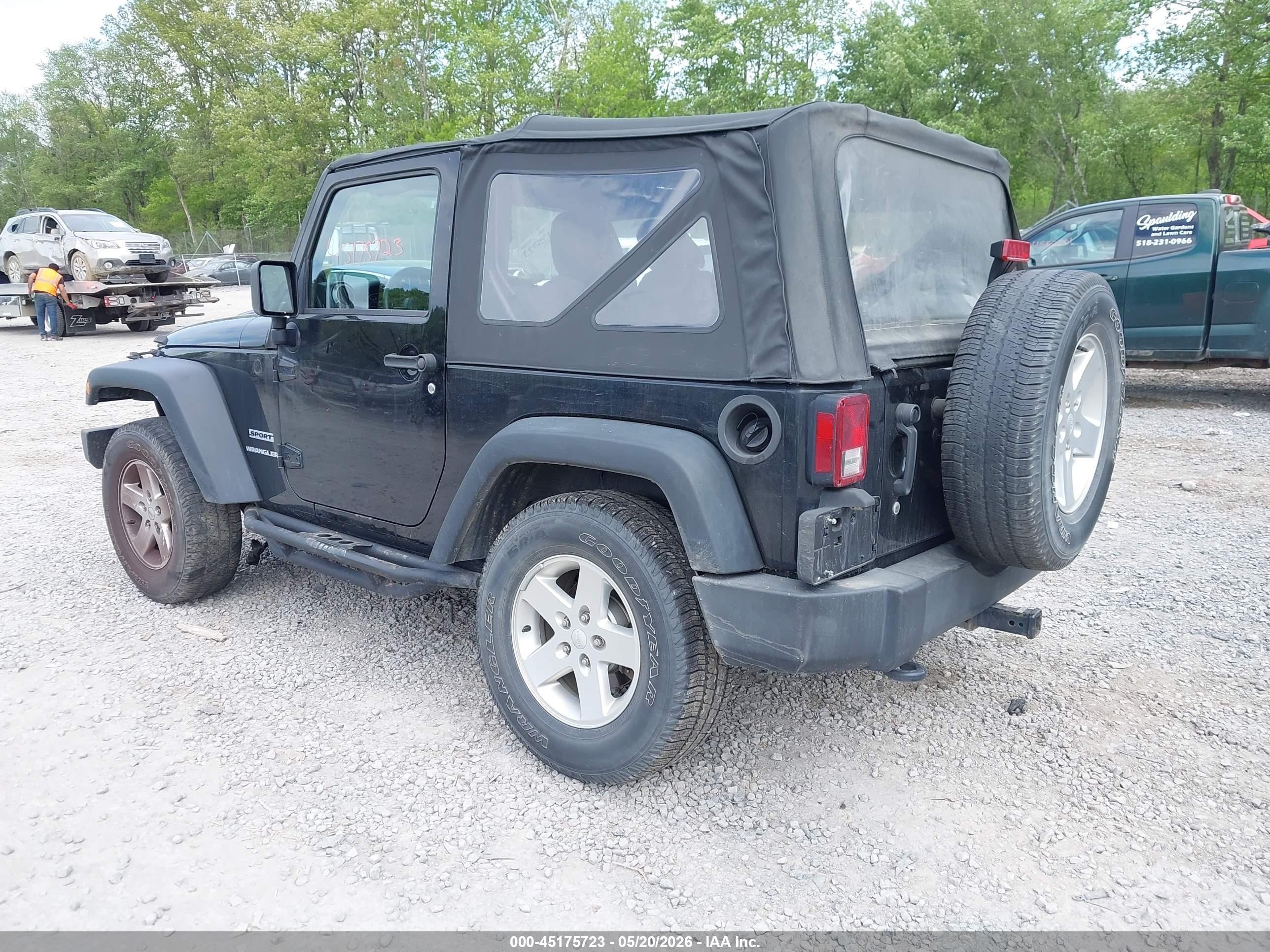 2013 Jeep Wrangler Sport Black vin: 1C4AJWAG2DL530555