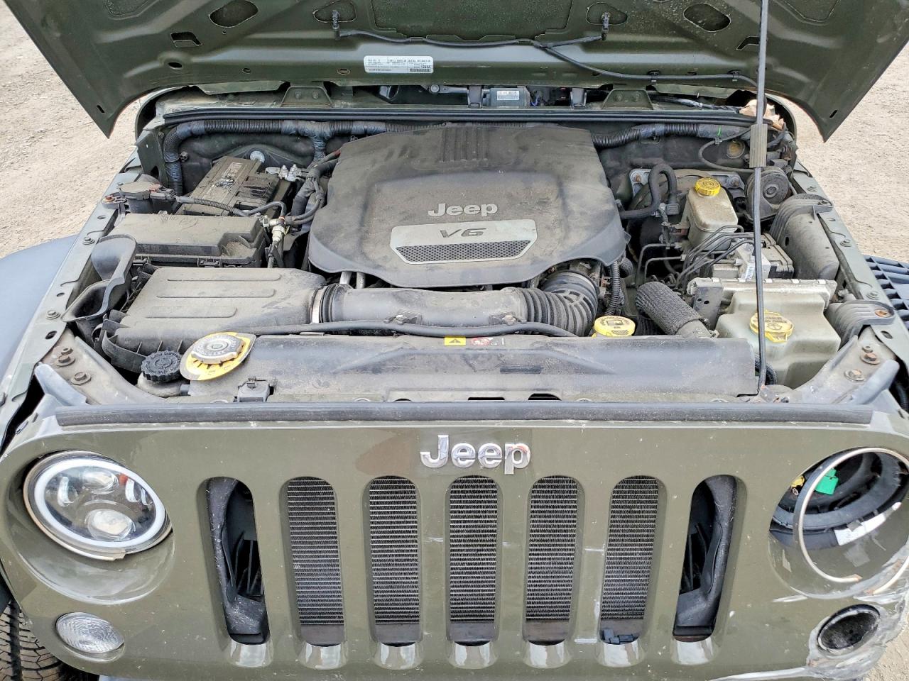 2015 Jeep Wrangler Sport Green vin: 1C4AJWAG2FL690938