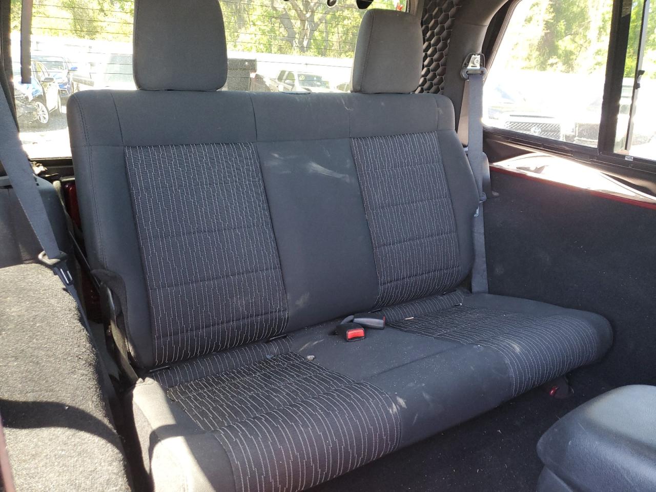 2012 Jeep Wrangler Sport Burgundy vin: 1C4AJWAG3CL109457