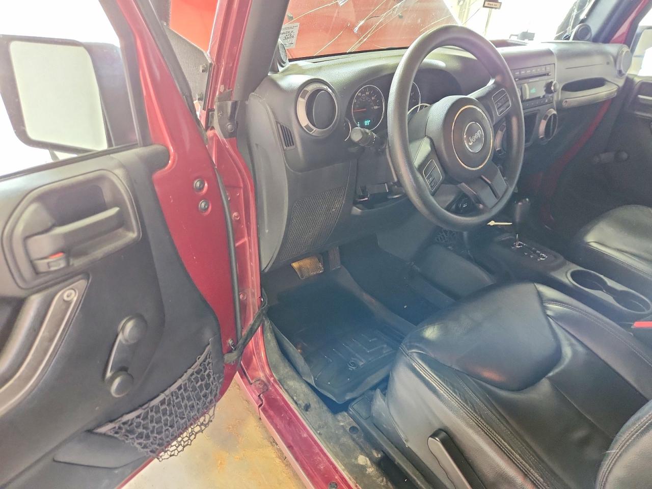 2013 Jeep Wrangler Sport Burgundy vin: 1C4AJWAG3DL524134