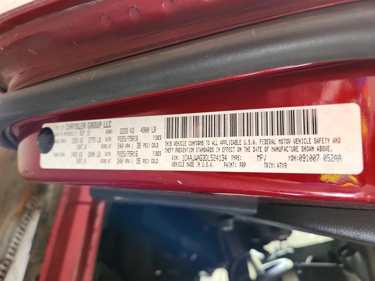 2013 Jeep Wrangler Sport Burgundy vin: 1C4AJWAG3DL524134