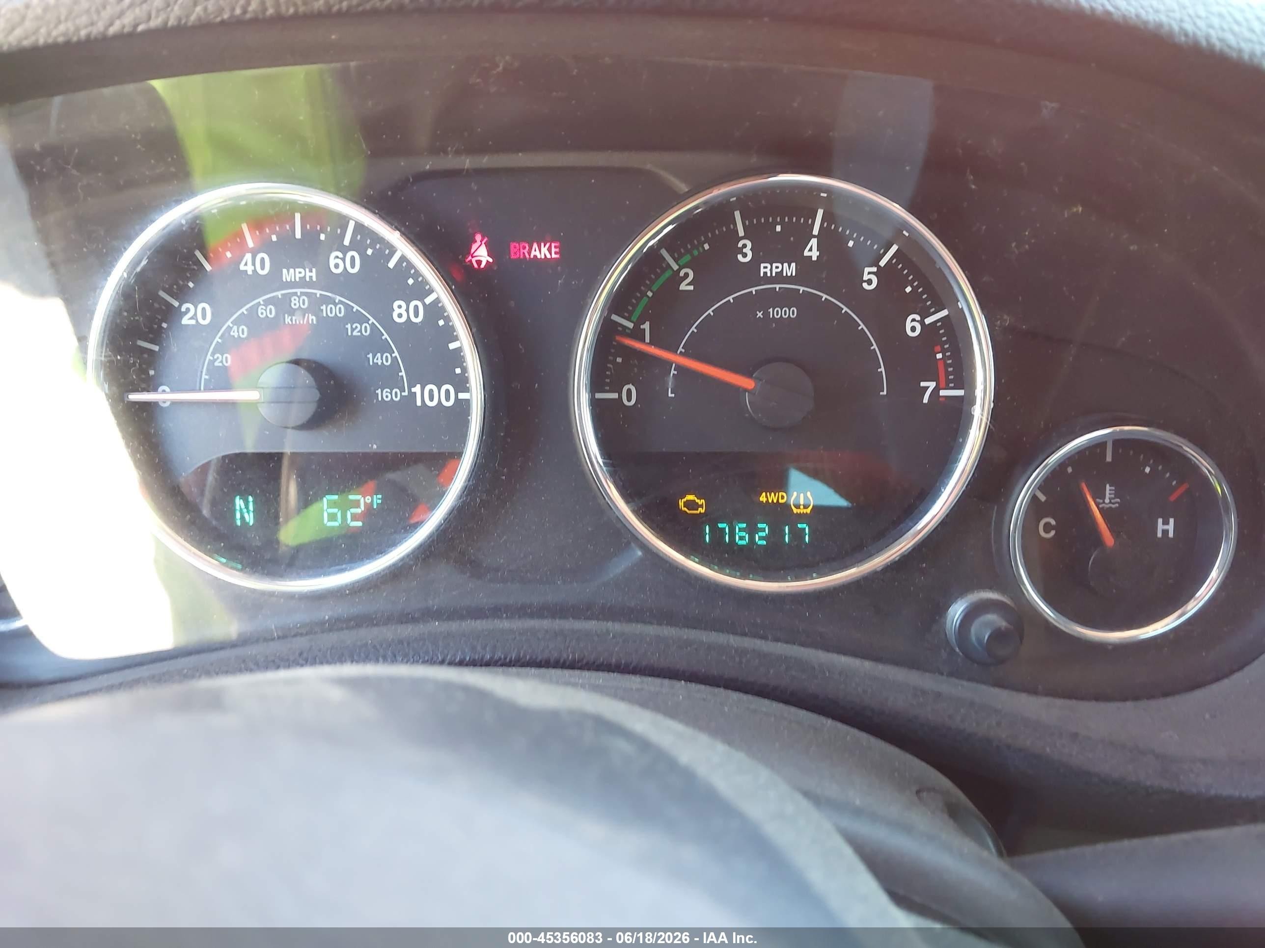 2013 Jeep Wrangler Sport Orange vin: 1C4AJWAG3DL545159