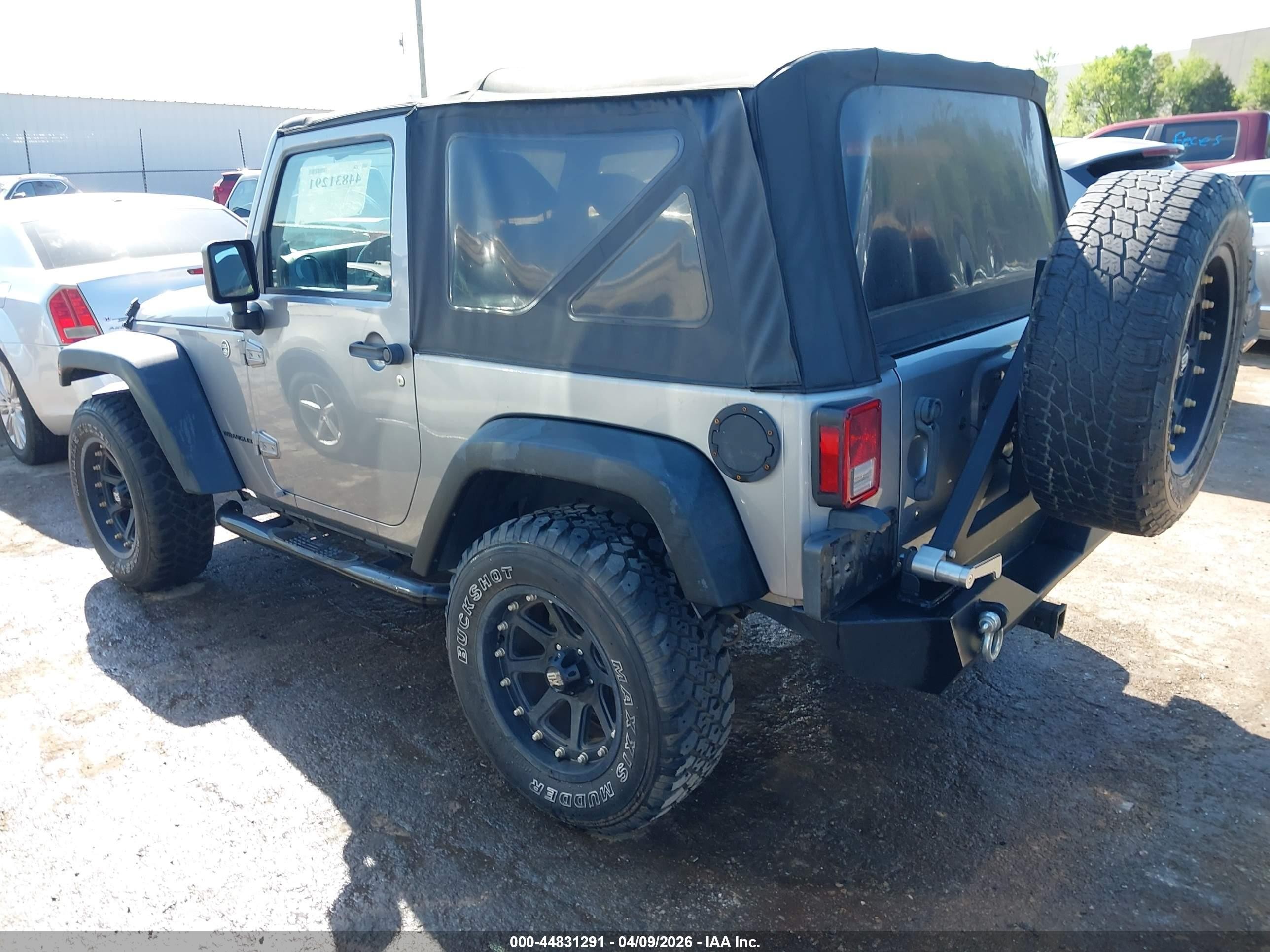 2014 Jeep Wrangler Sport Gray vin: 1C4AJWAG3EL132384