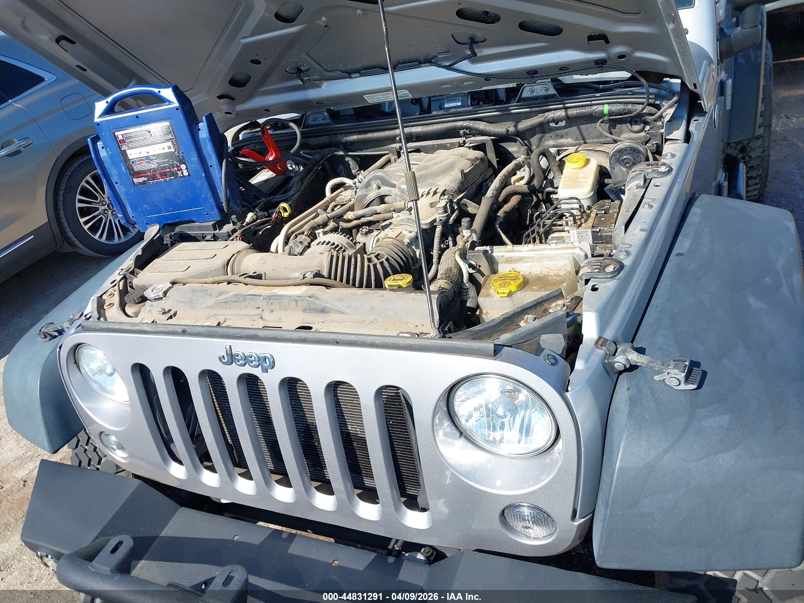 2014 Jeep Wrangler Sport Gray vin: 1C4AJWAG3EL132384