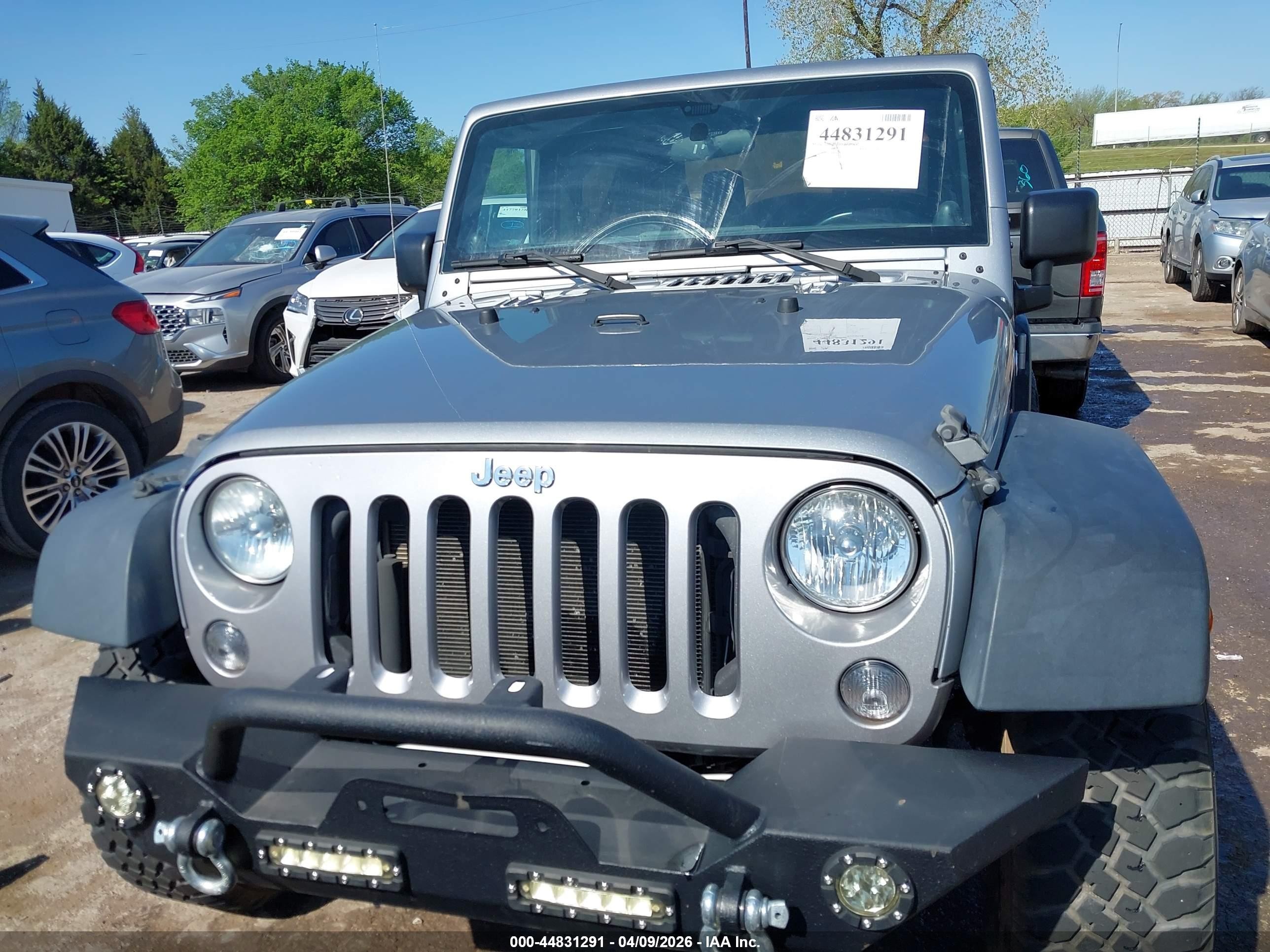 2014 Jeep Wrangler Sport Gray vin: 1C4AJWAG3EL132384