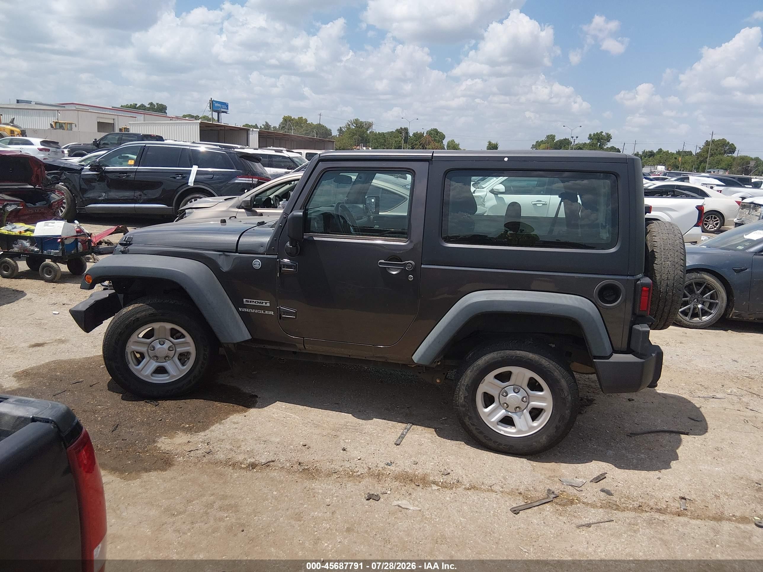 2014 Jeep Wrangler Sport Серый vin: 1C4AJWAG3EL179284