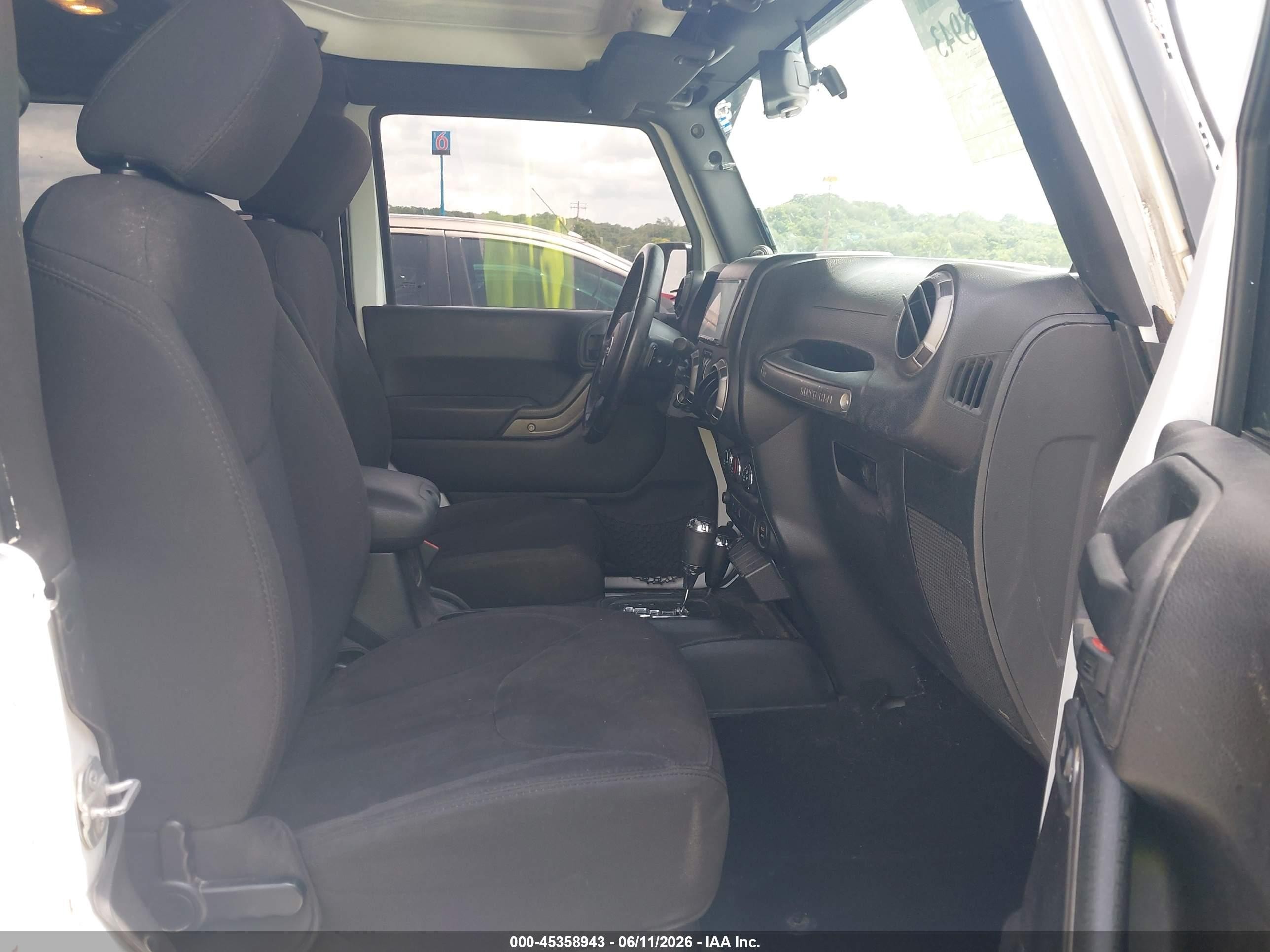 2014 Jeep Wrangler Sport Белый vin: 1C4AJWAG3EL249964