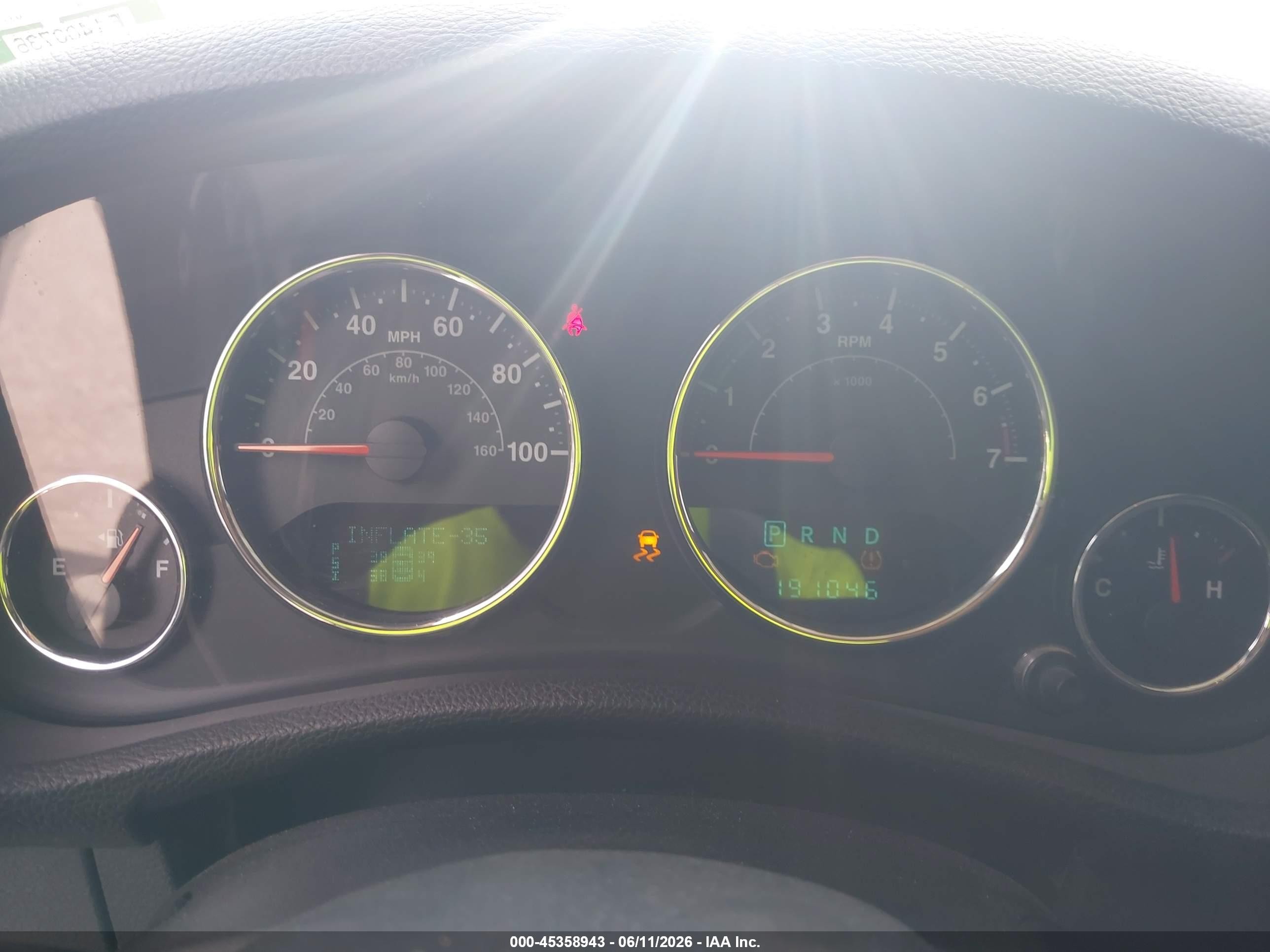 2014 Jeep Wrangler Sport Белый vin: 1C4AJWAG3EL249964