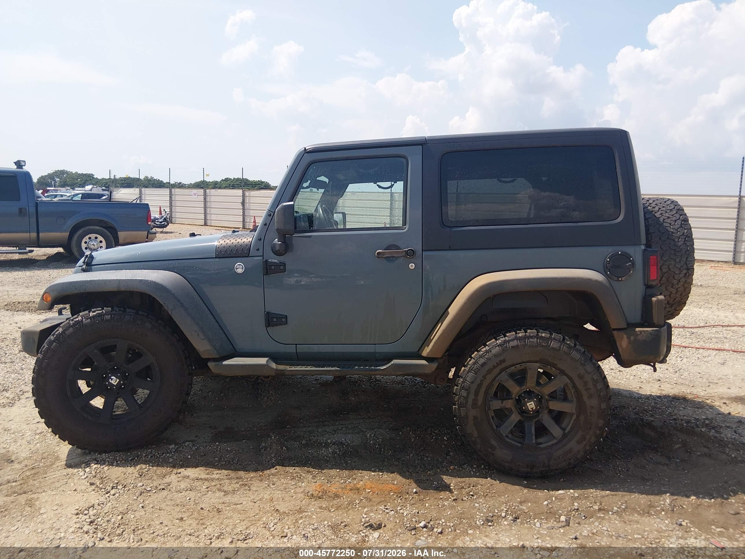 2014 Jeep Wrangler Willys Wheeler Синий vin: 1C4AJWAG3EL253917