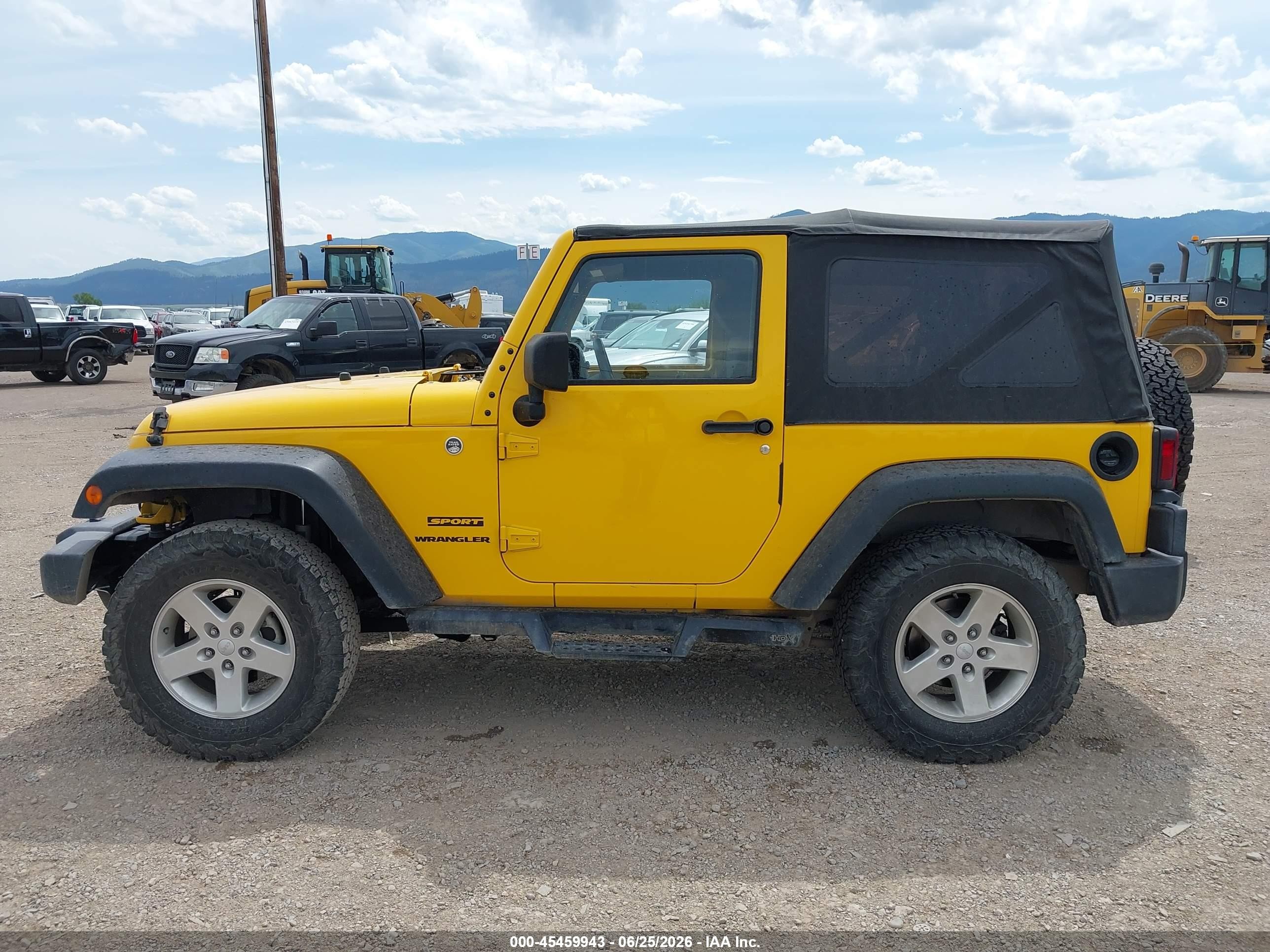 2015 Jeep Wrangler Sport Yellow vin: 1C4AJWAG3FL659276