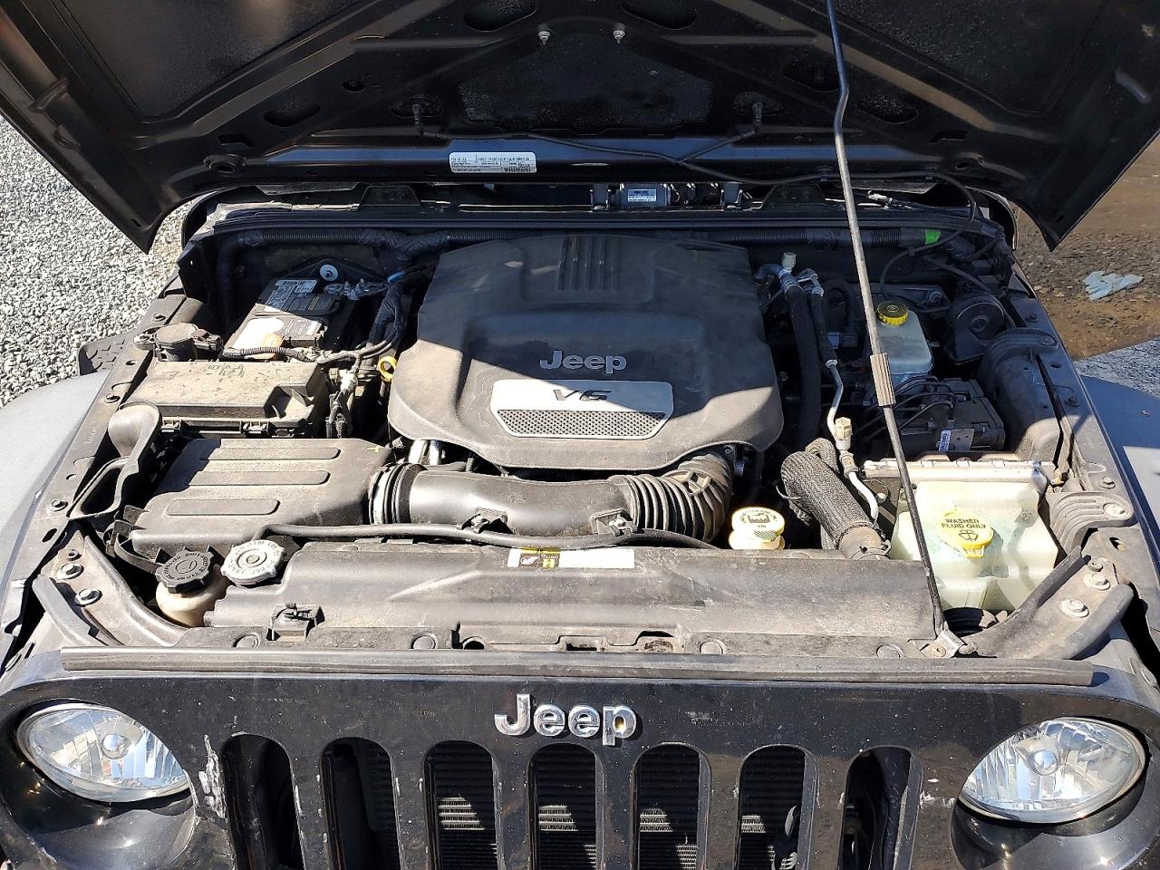 2016 Jeep Wrangler Sport Черный vin: 1C4AJWAG3GL327307