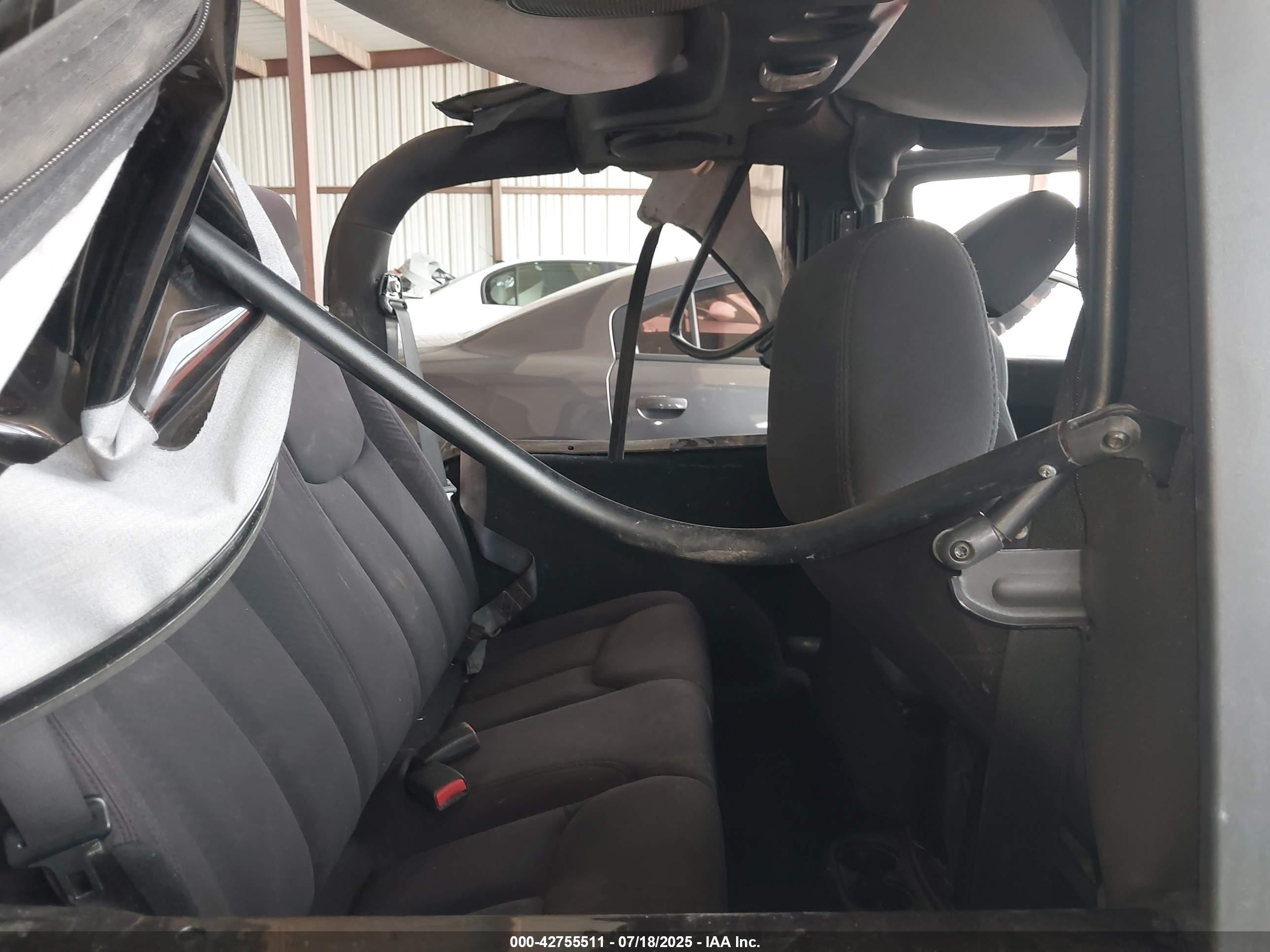 2013 Jeep Wrangler Sport vin: 1C4AJWAG4DL684359