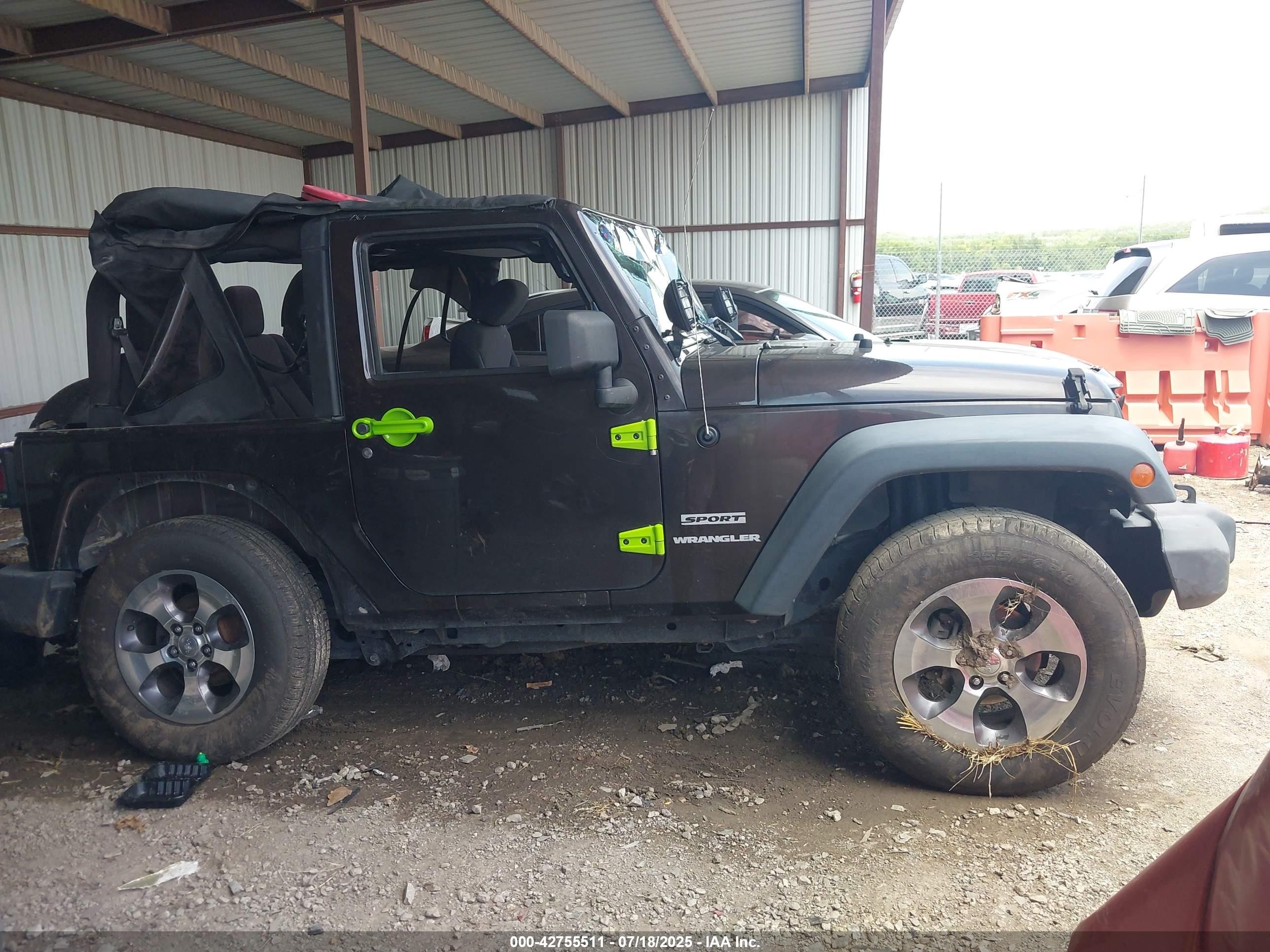 2013 Jeep Wrangler Sport vin: 1C4AJWAG4DL684359