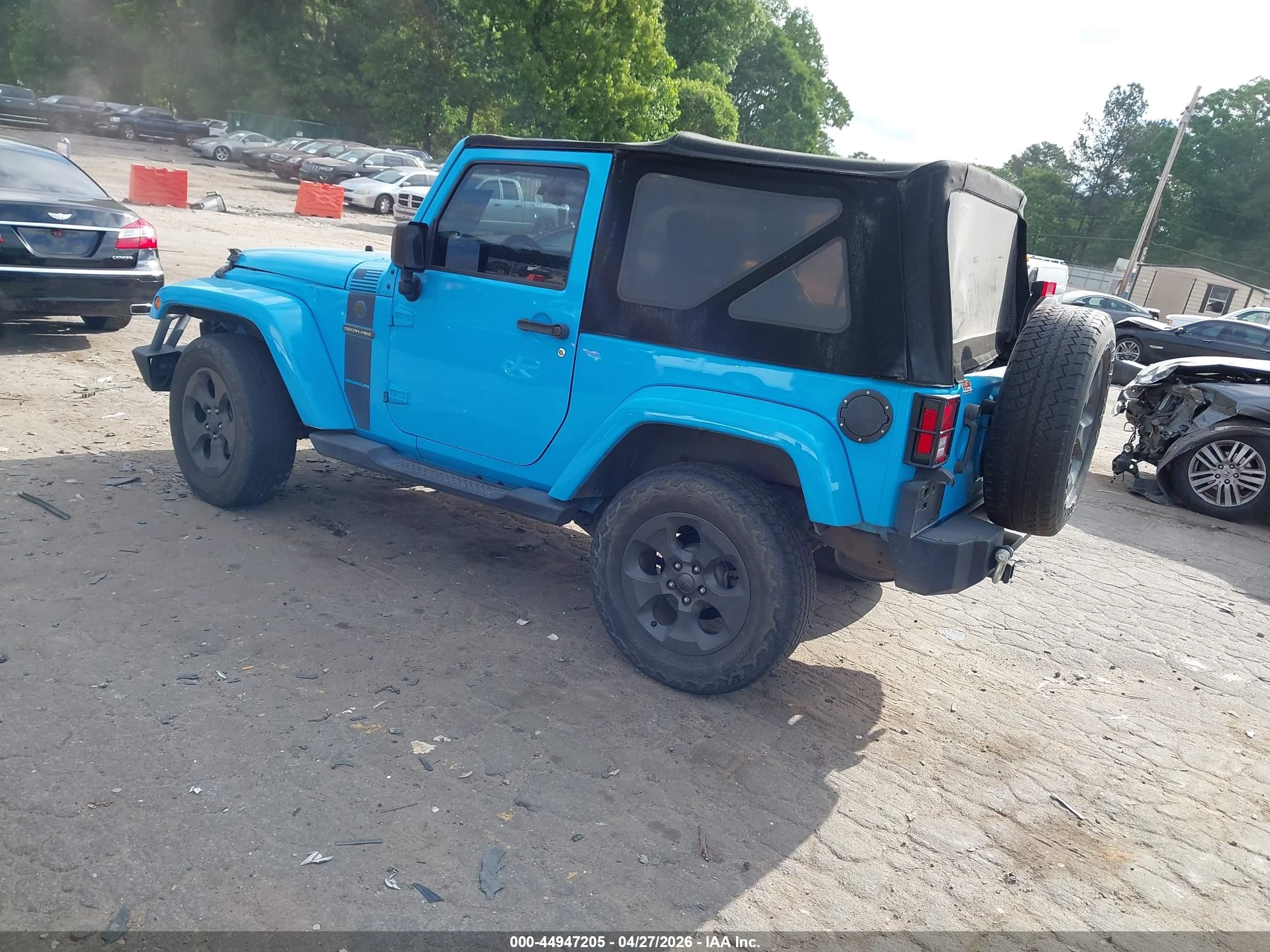 2017 Jeep Wrangler Freedom 4x4 Синий vin: 1C4AJWAG4HL563482