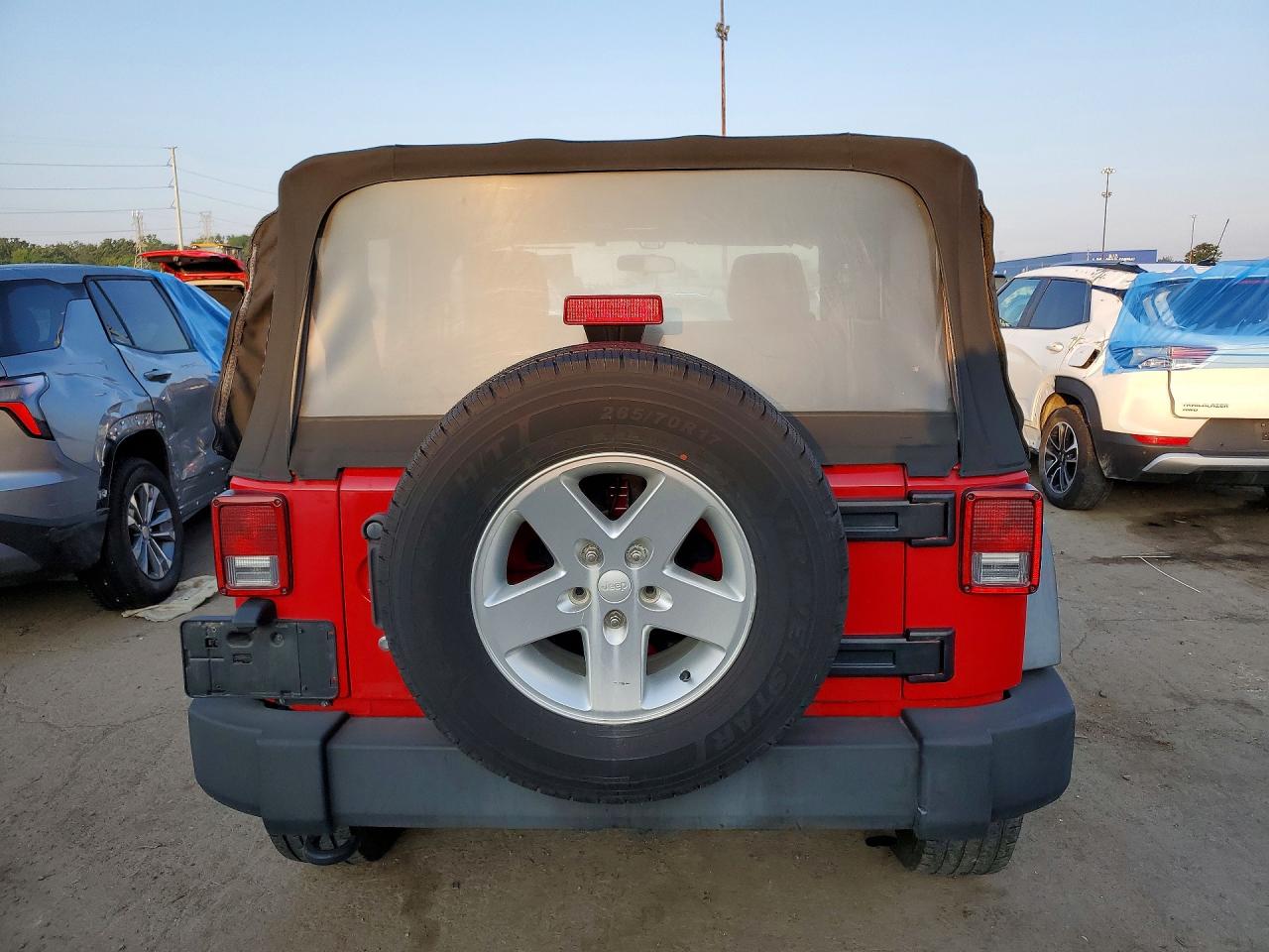 2012 Jeep Wrangler Sport Red vin: 1C4AJWAG5CL106849