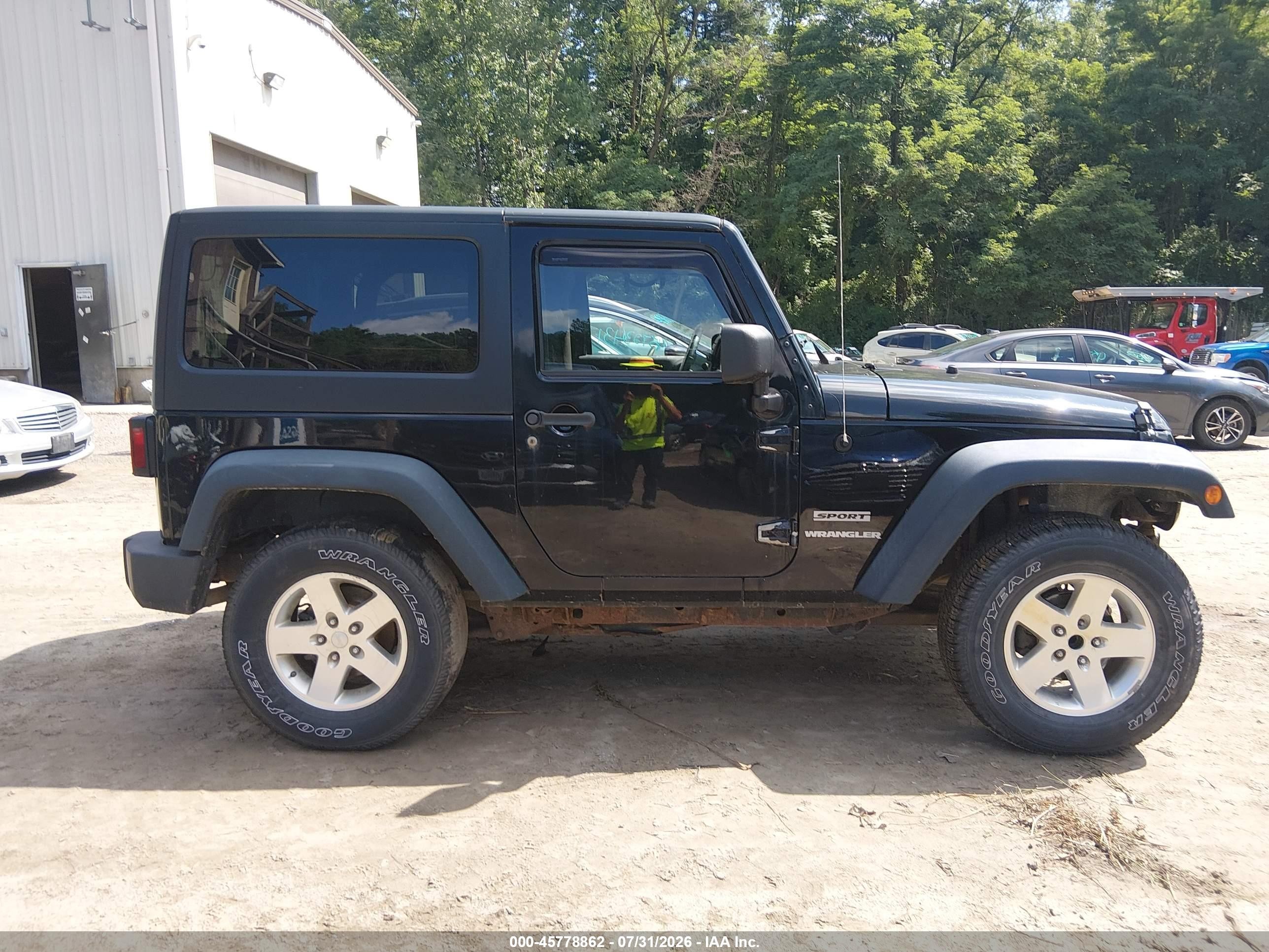 2012 Jeep Wrangler Sport Black vin: 1C4AJWAG5CL256184