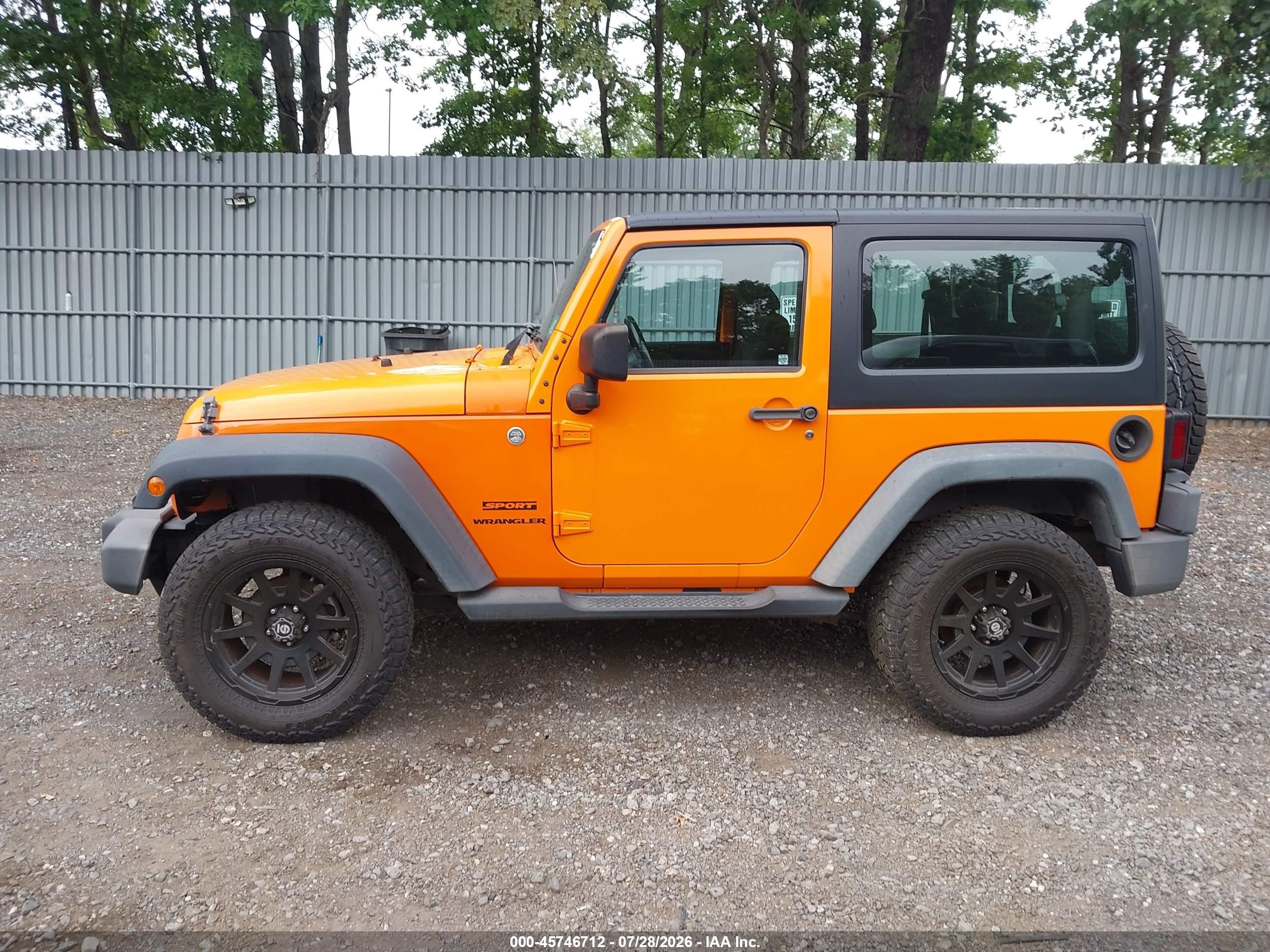 2012 Jeep Wrangler Sport Orange vin: 1C4AJWAG5CL279755