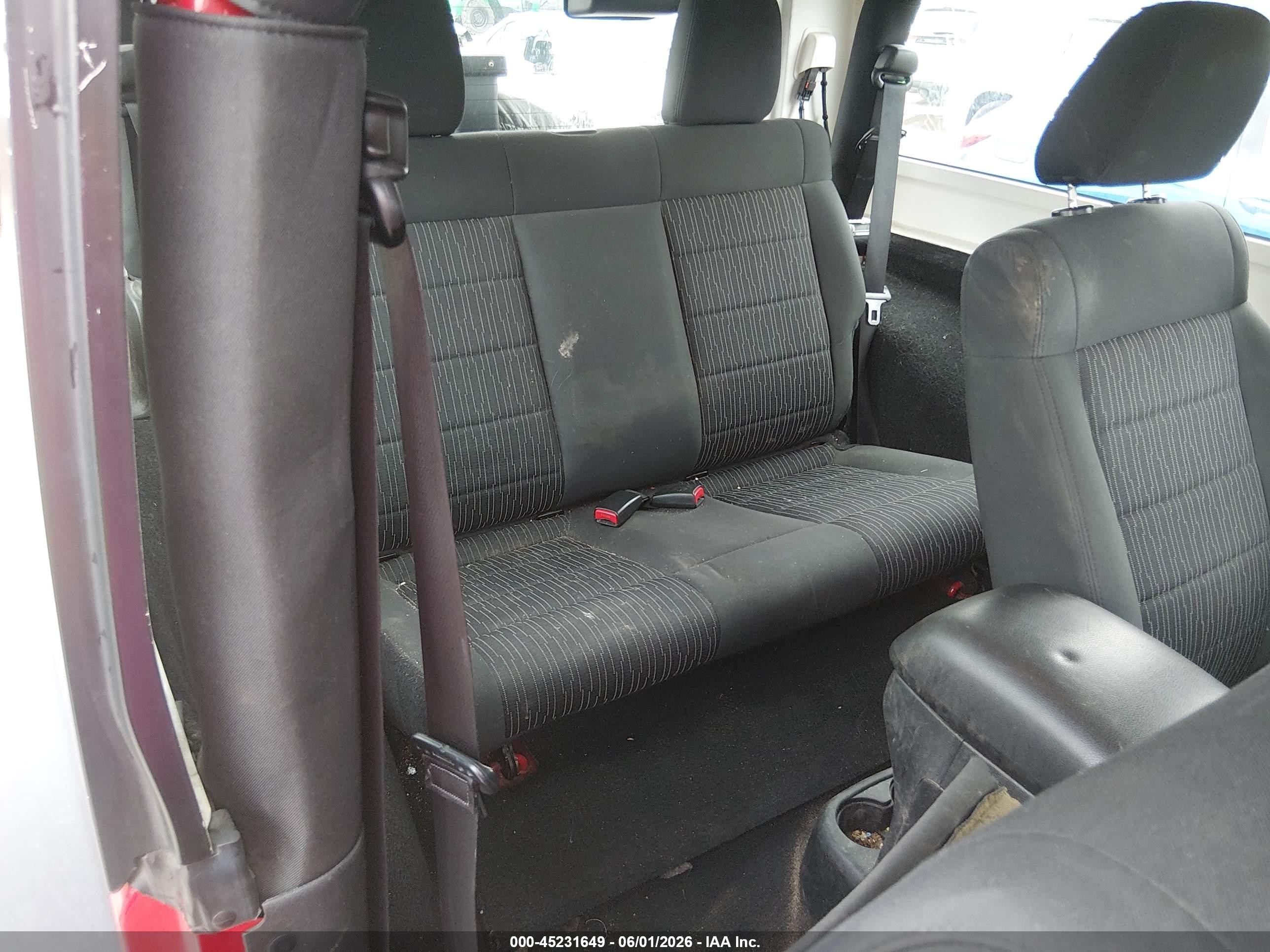 2012 Jeep Wrangler Sport Red vin: 1C4AJWAG5CL286639