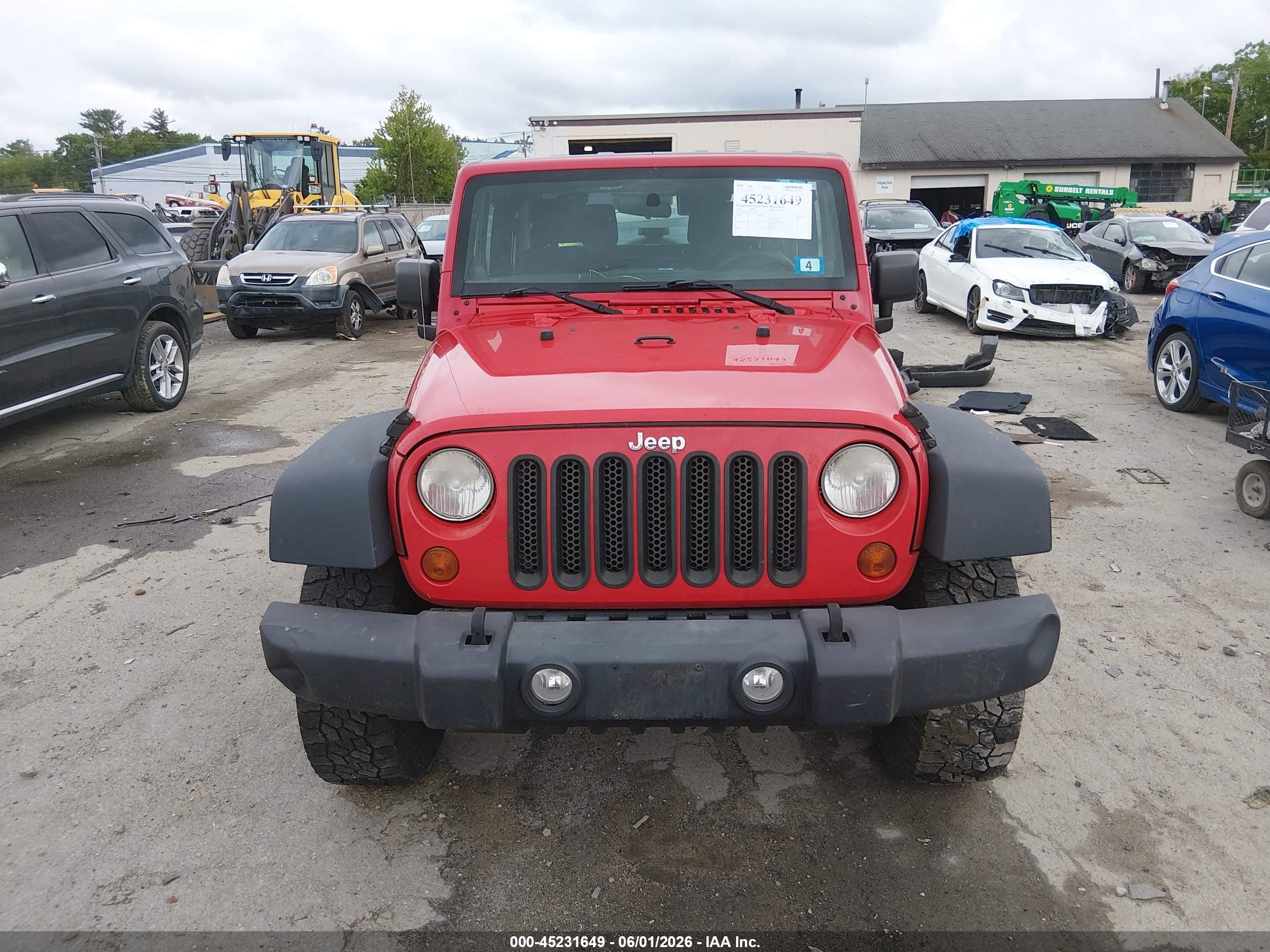 2012 Jeep Wrangler Sport Red vin: 1C4AJWAG5CL286639