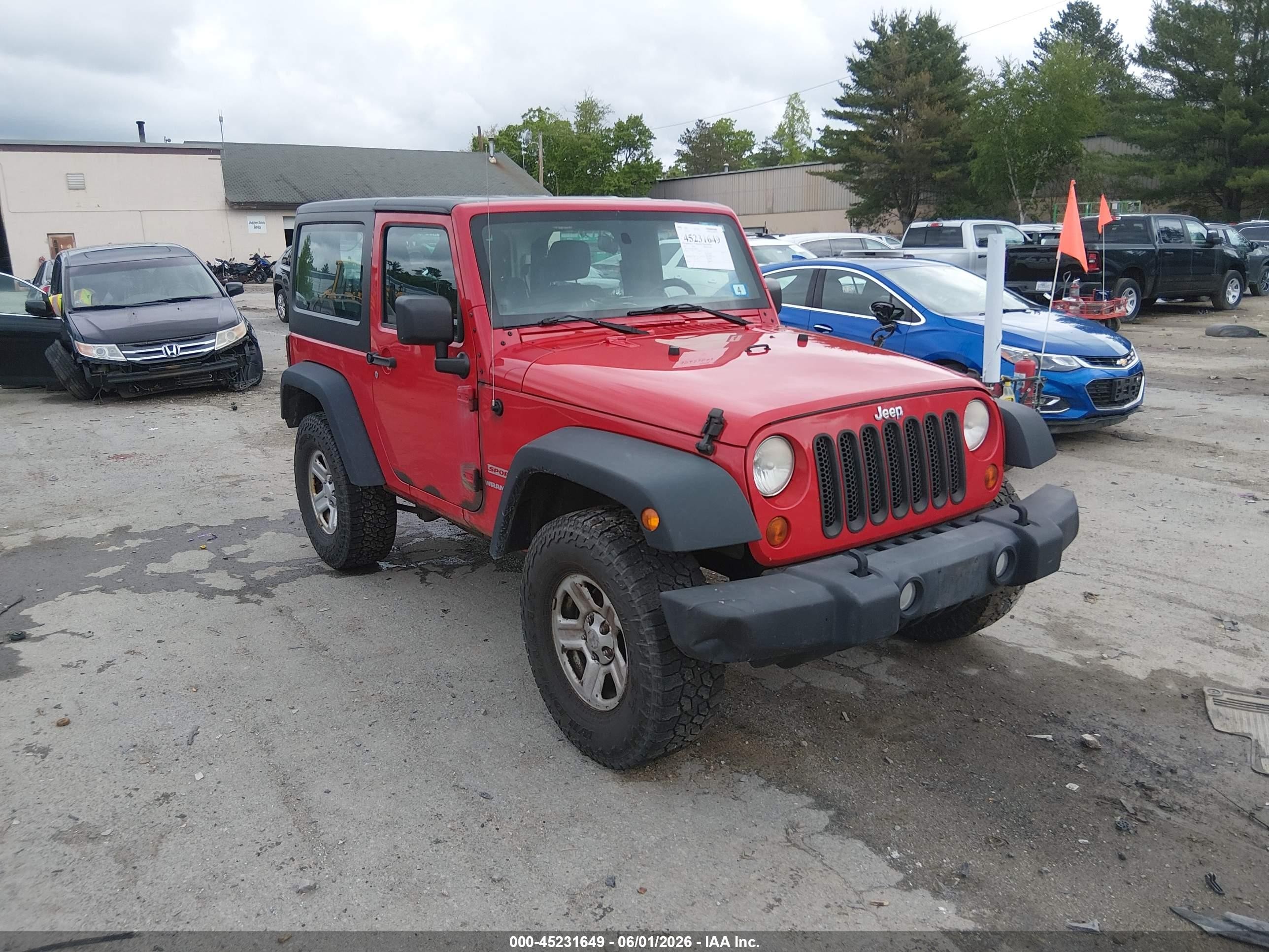 2012 Jeep Wrangler Sport Red vin: 1C4AJWAG5CL286639