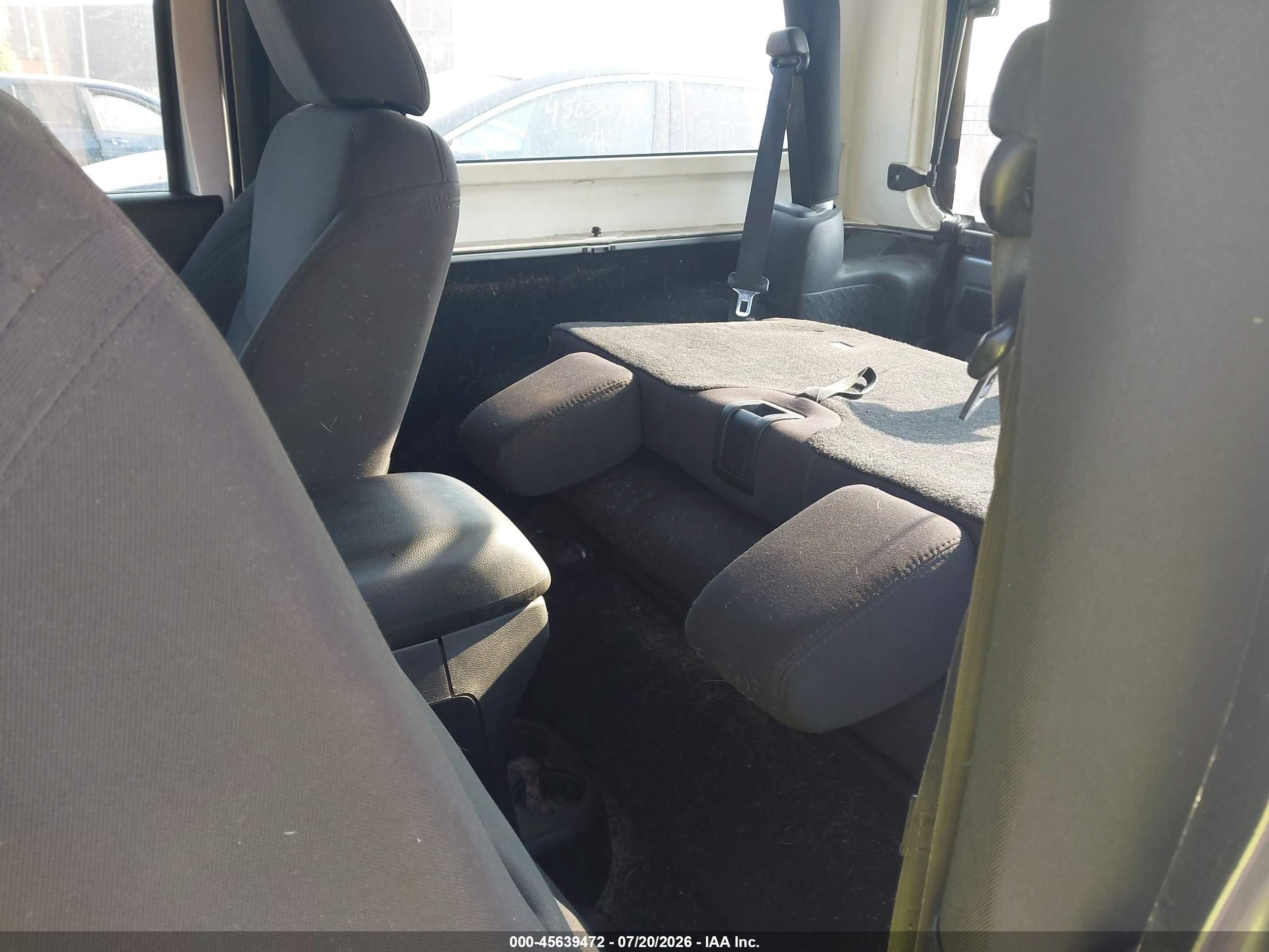 2013 Jeep Wrangler Sport Серебряный vin: 1C4AJWAG5DL589891