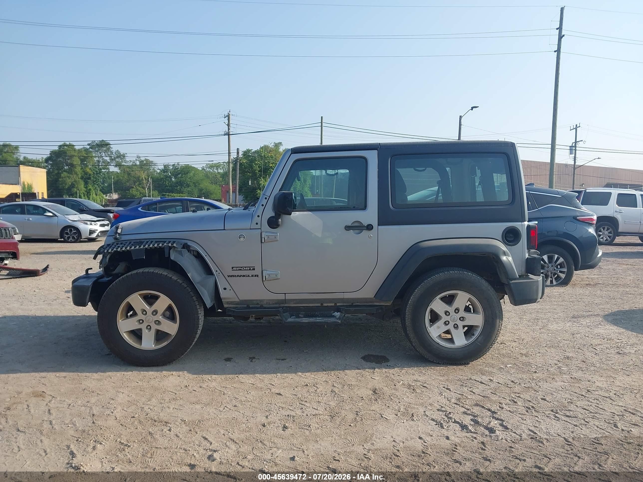 2013 Jeep Wrangler Sport Серебряный vin: 1C4AJWAG5DL589891