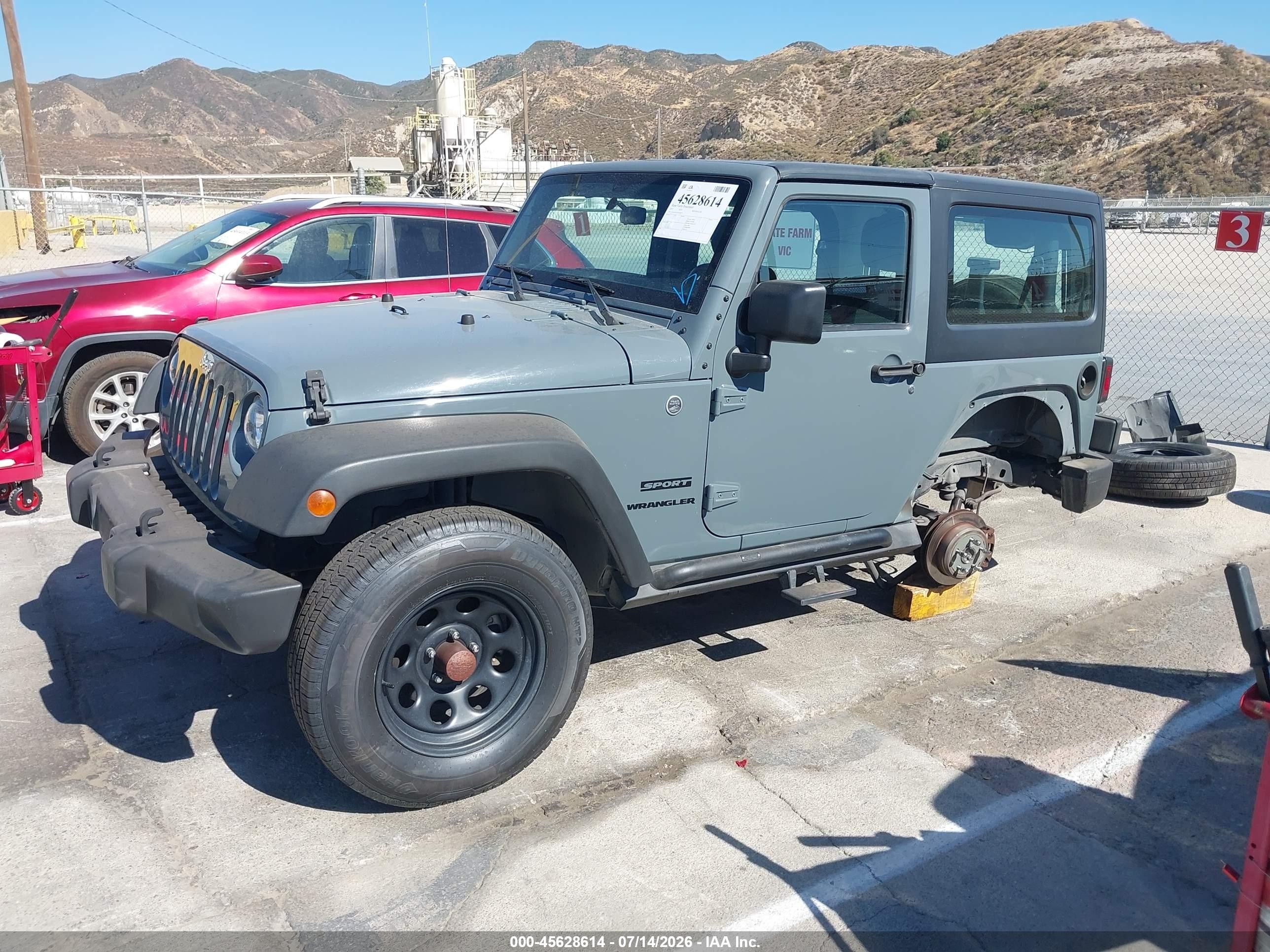 2015 Jeep Wrangler Sport Gray vin: 1C4AJWAG5FL668271