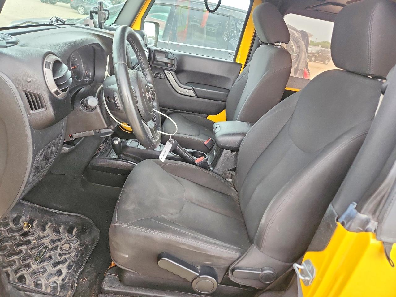 2015 Jeep Wrangler Sport Yellow vin: 1C4AJWAG5FL687774