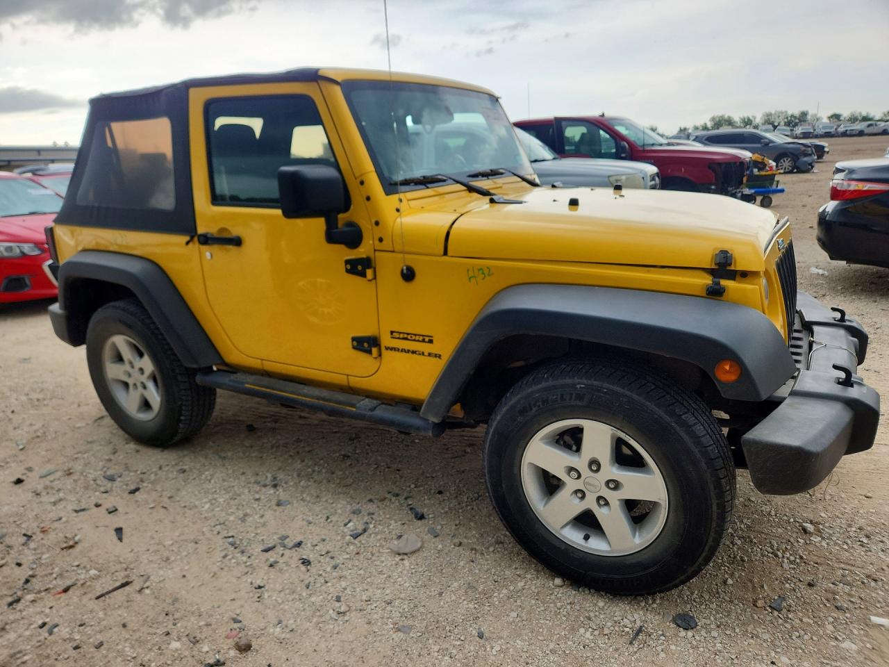 2015 Jeep Wrangler Sport Yellow vin: 1C4AJWAG5FL687774