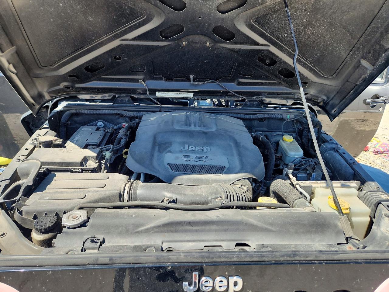 2012 Jeep Wrangler Sport Charcoal vin: 1C4AJWAG6CL217958