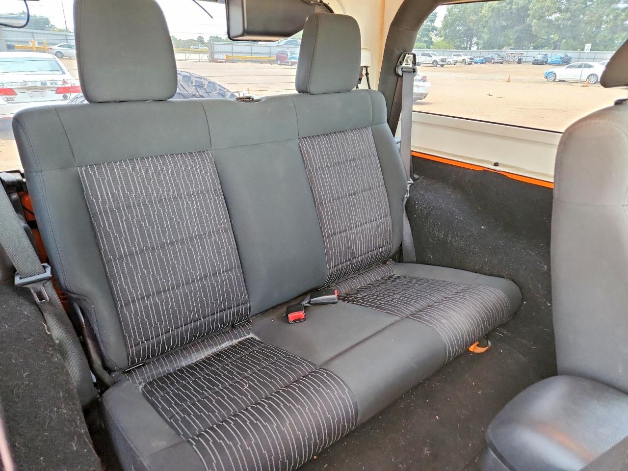 2012 Jeep Wrangler Sport Orange vin: 1C4AJWAG6CL281062
