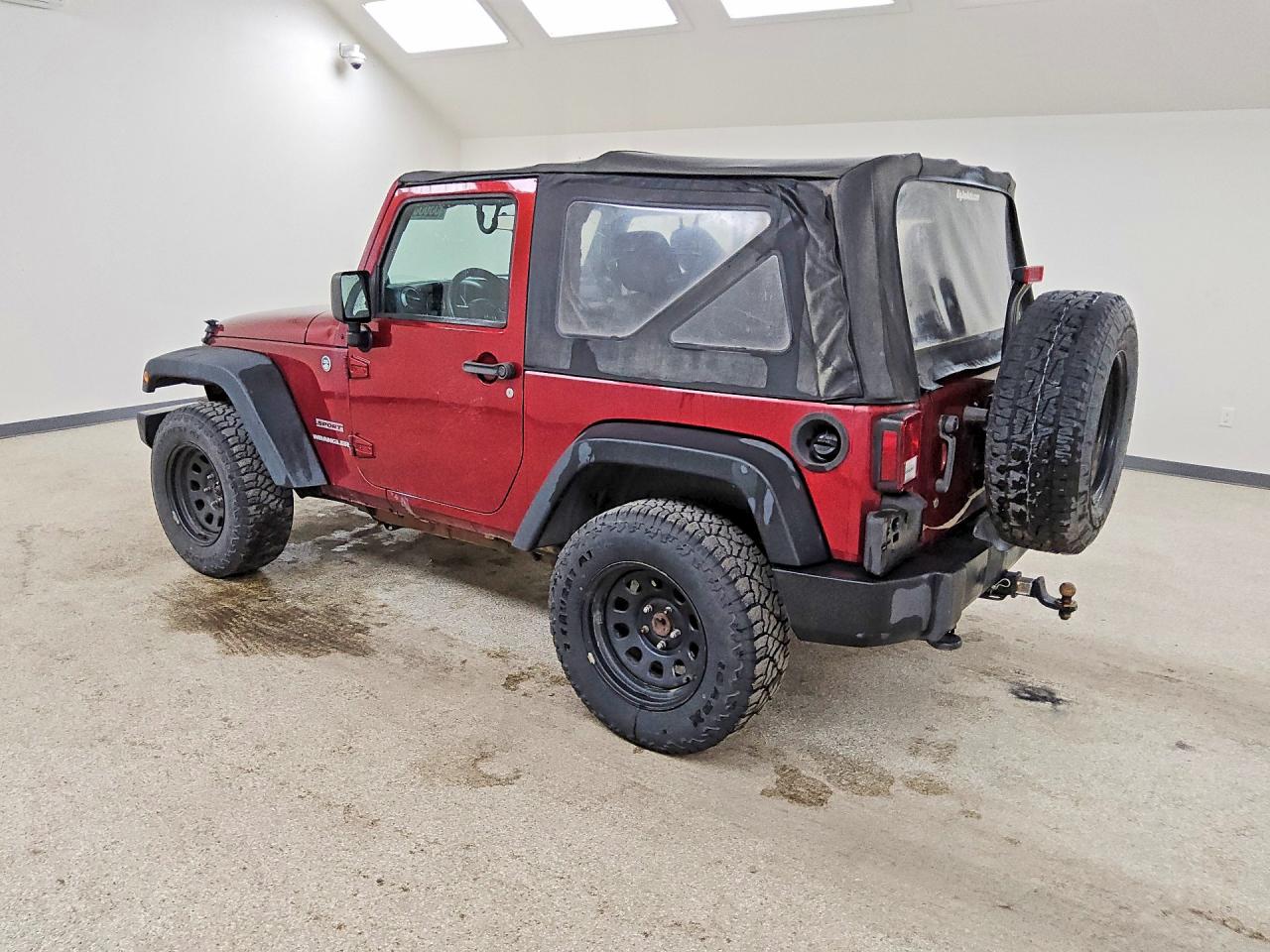 2012 Jeep Wrangler Sport Maroon vin: 1C4AJWAG6CL284835