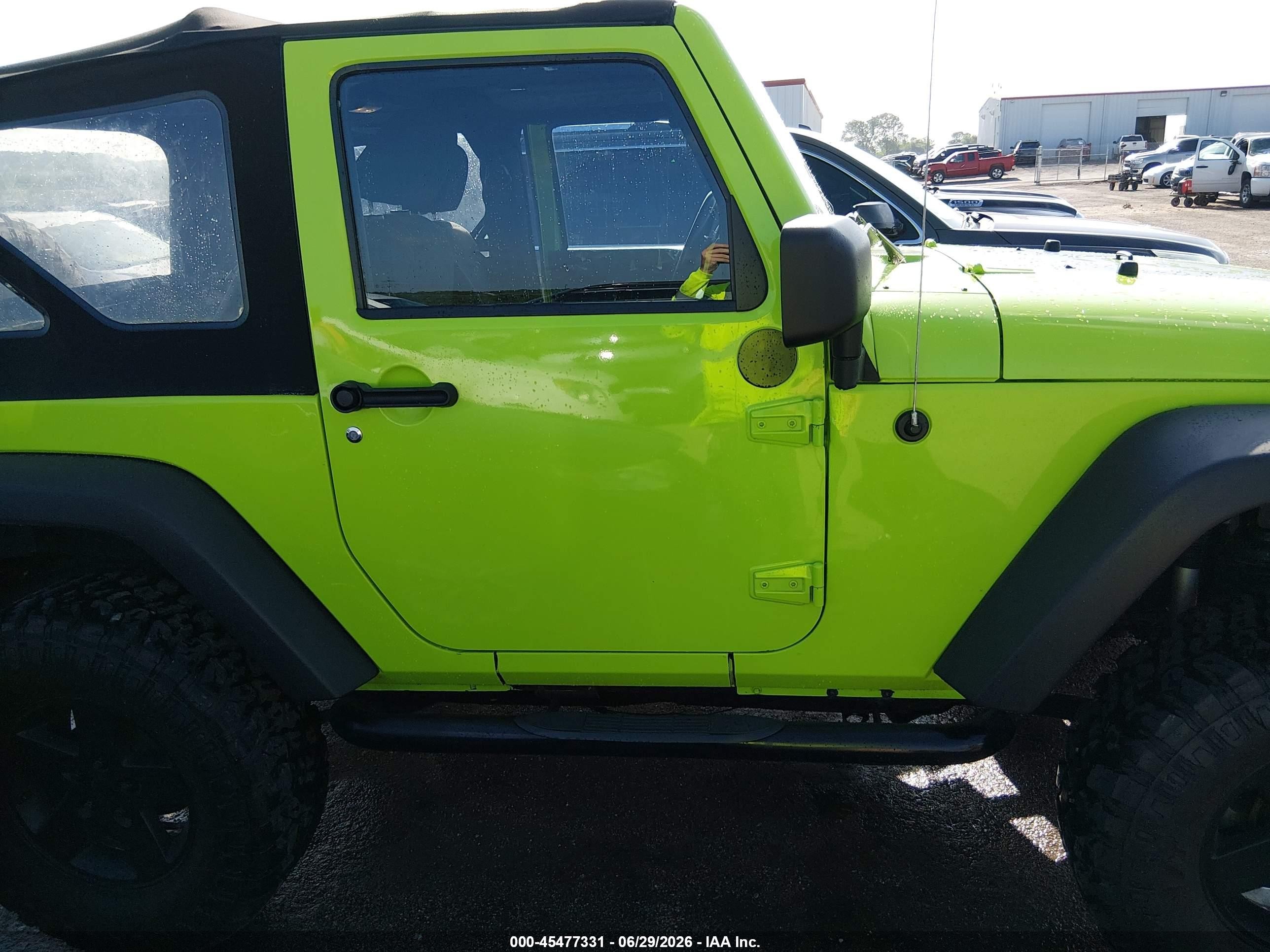 2013 Jeep Wrangler Sport Зеленый vin: 1C4AJWAG6DL506906