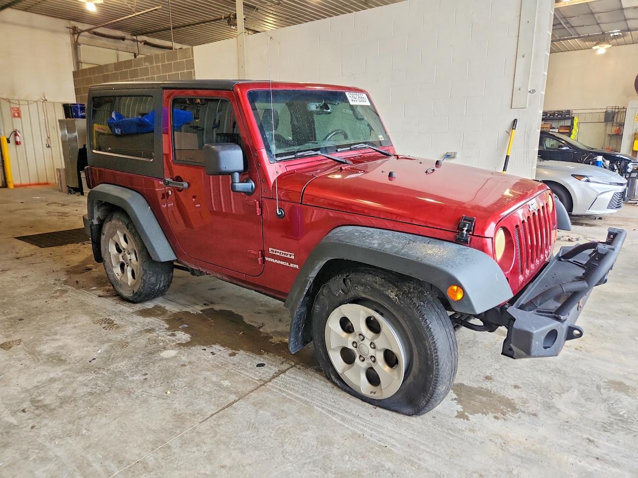 2013 Jeep Wrangler Sport Maroon vin: 1C4AJWAG6DL527433