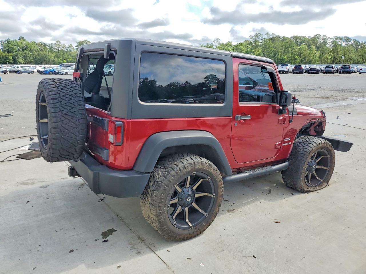 2013 Jeep Wrangler Sport Red vin: 1C4AJWAG6DL563963