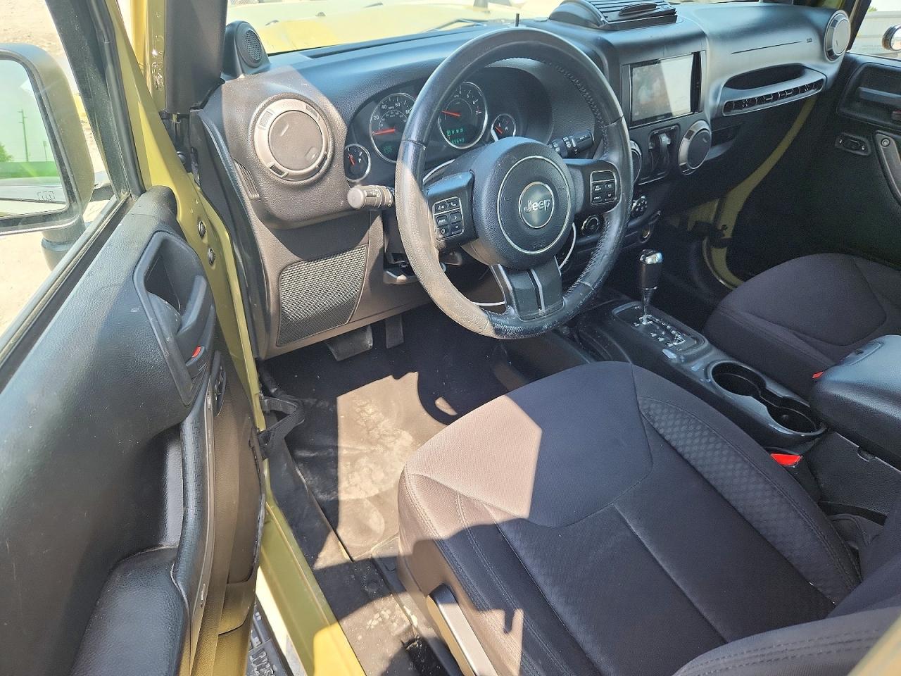2013 Jeep Wrangler Sport Green vin: 1C4AJWAG6DL599149