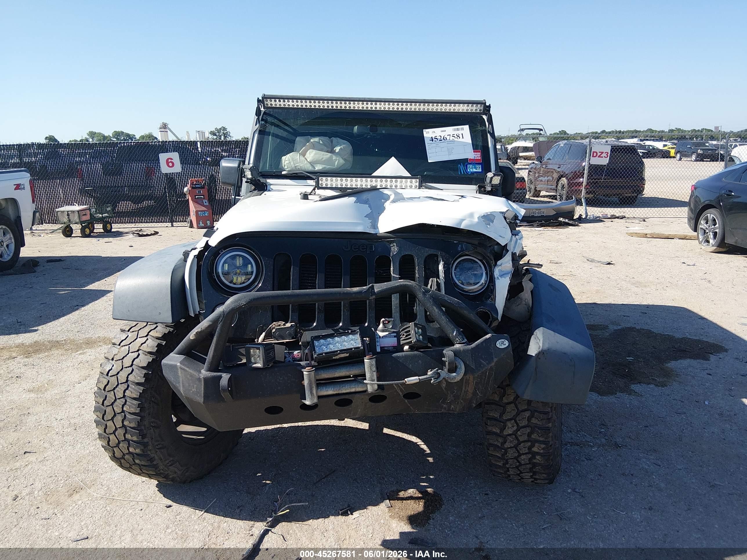 2015 Jeep Wrangler Willys Wheeler White vin: 1C4AJWAG6FL507377
