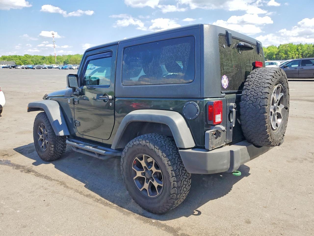 2012 Jeep Wrangler Sport Green vin: 1C4AJWAG7CL136841