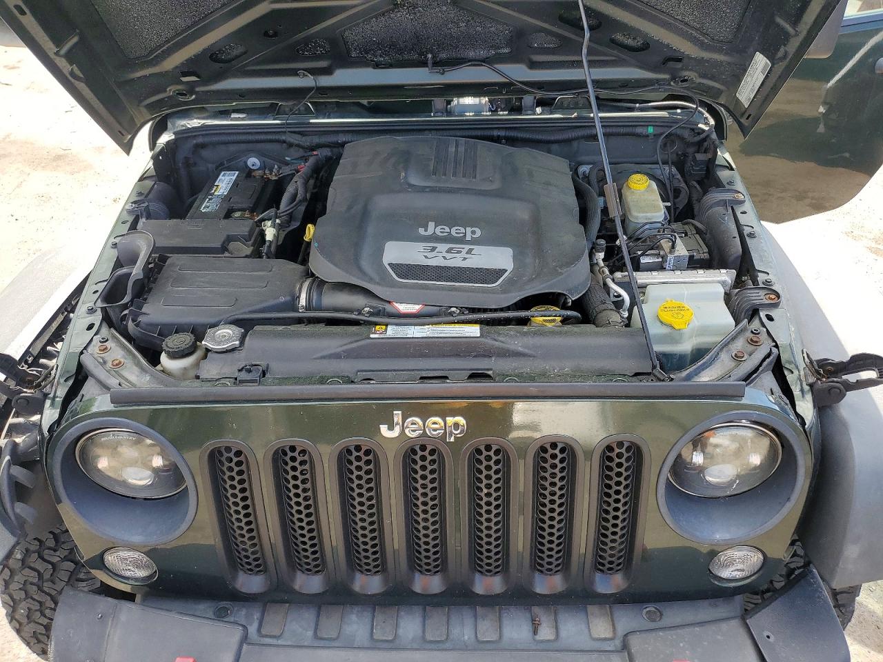 2012 Jeep Wrangler Sport Green vin: 1C4AJWAG7CL136841