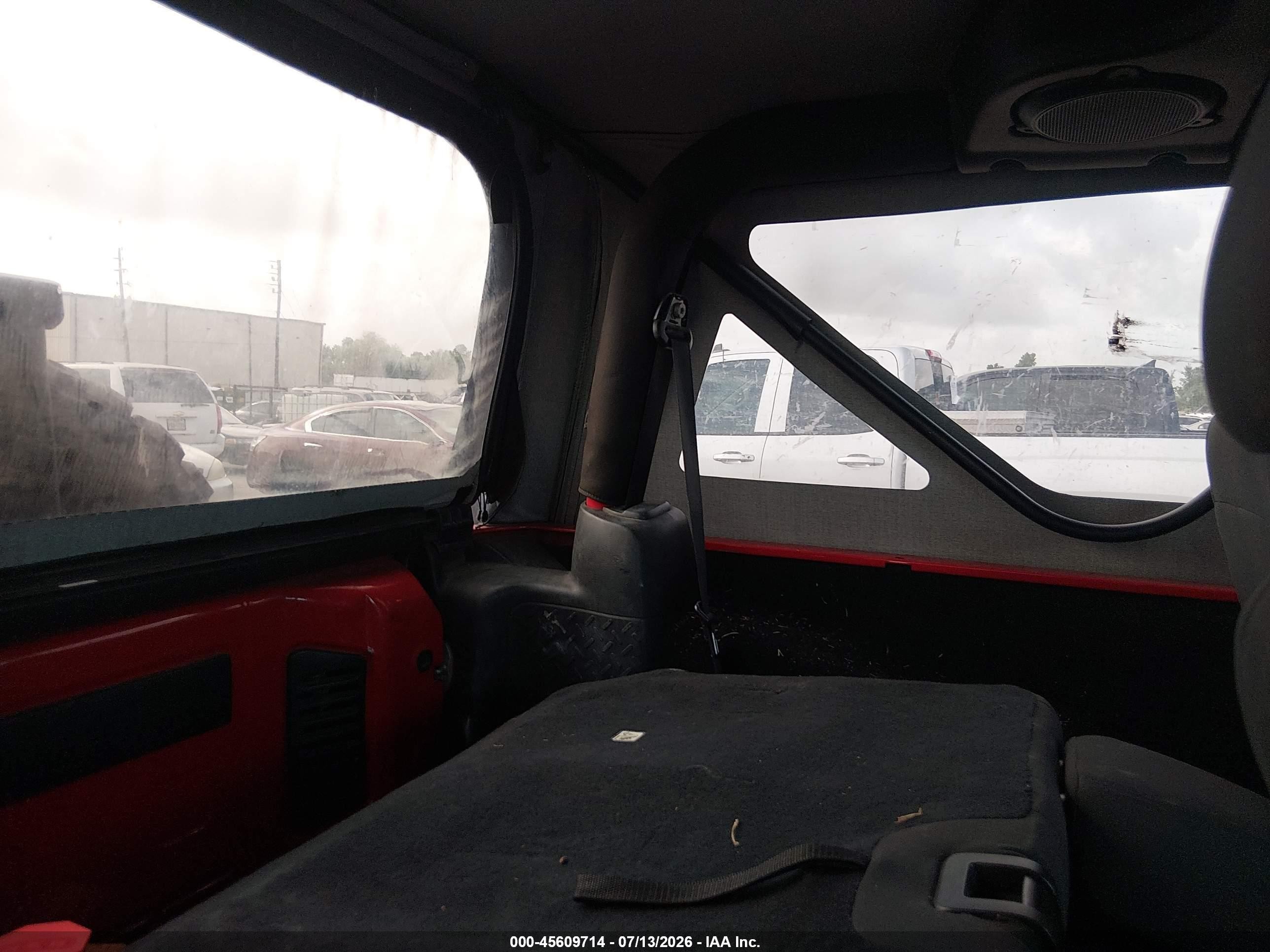 2012 Jeep Wrangler Sport Red vin: 1C4AJWAG7CL273777