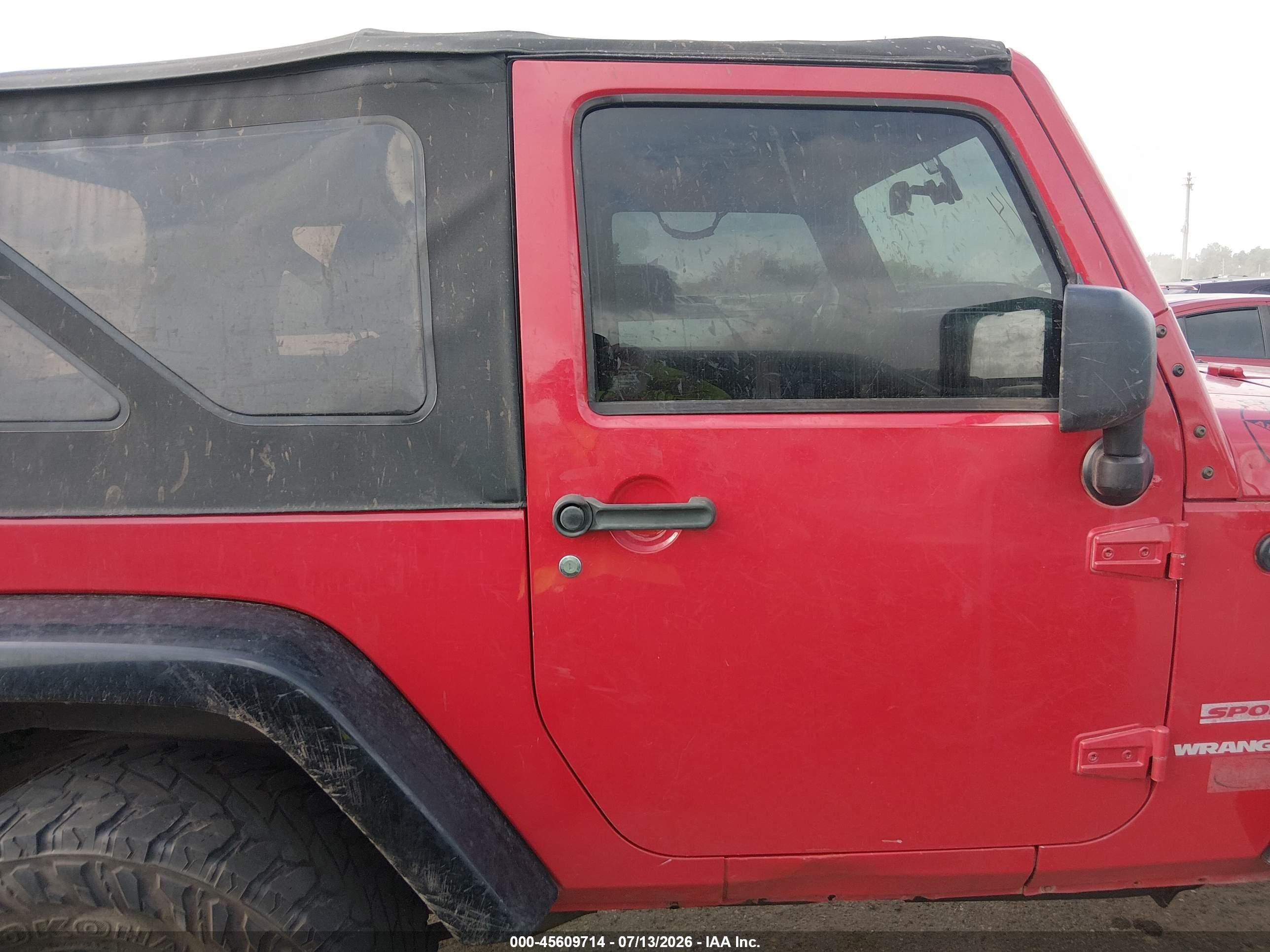 2012 Jeep Wrangler Sport Red vin: 1C4AJWAG7CL273777