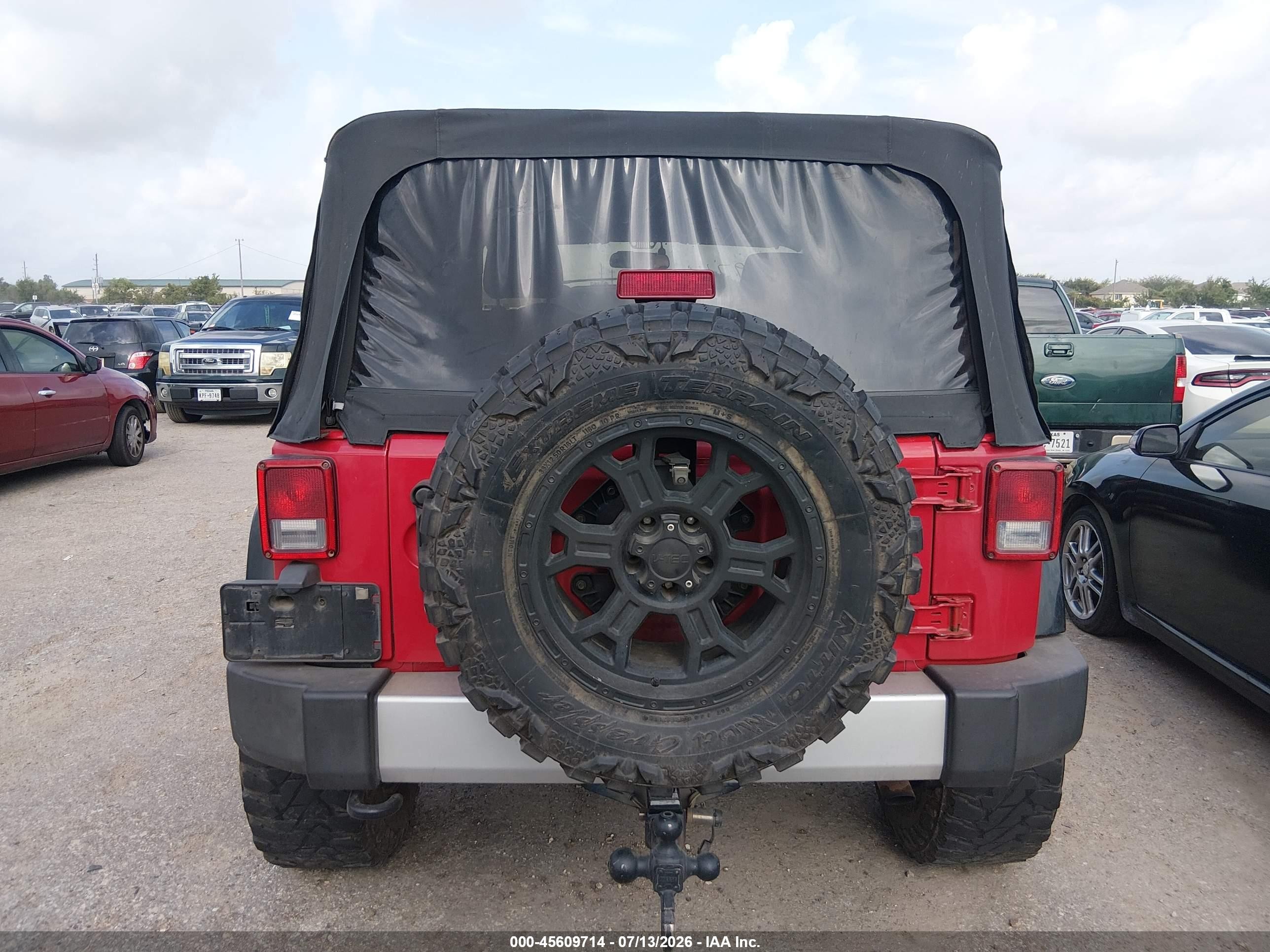 2012 Jeep Wrangler Sport Red vin: 1C4AJWAG7CL273777