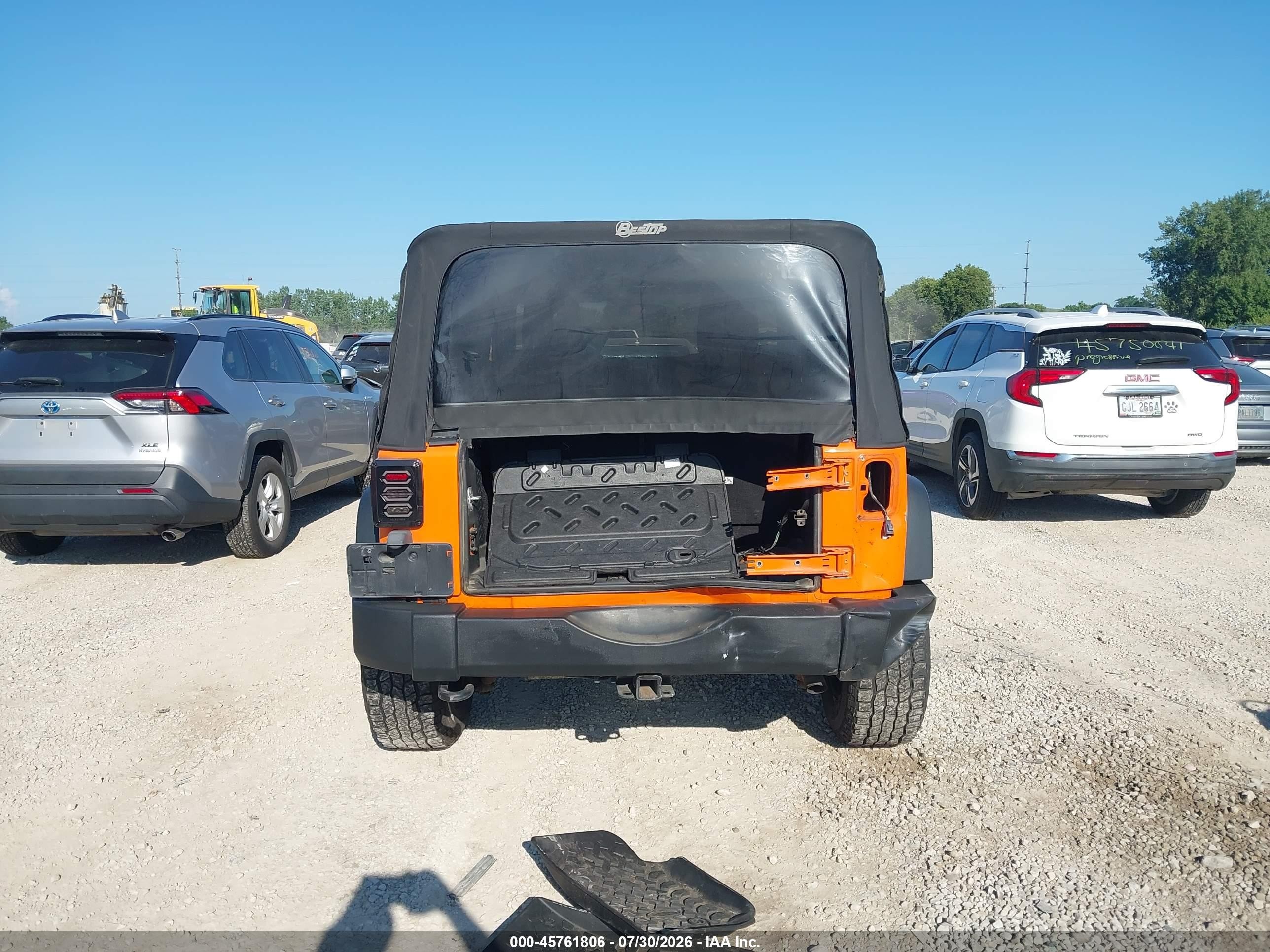 2012 Jeep Wrangler Sport Orange vin: 1C4AJWAG7CL283337