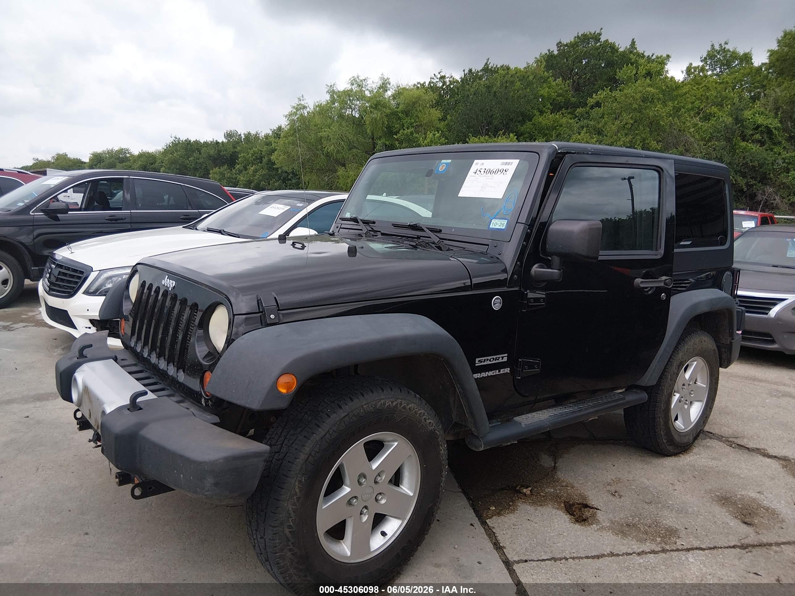 2013 Jeep Wrangler Sport Черный vin: 1C4AJWAG7DL590427