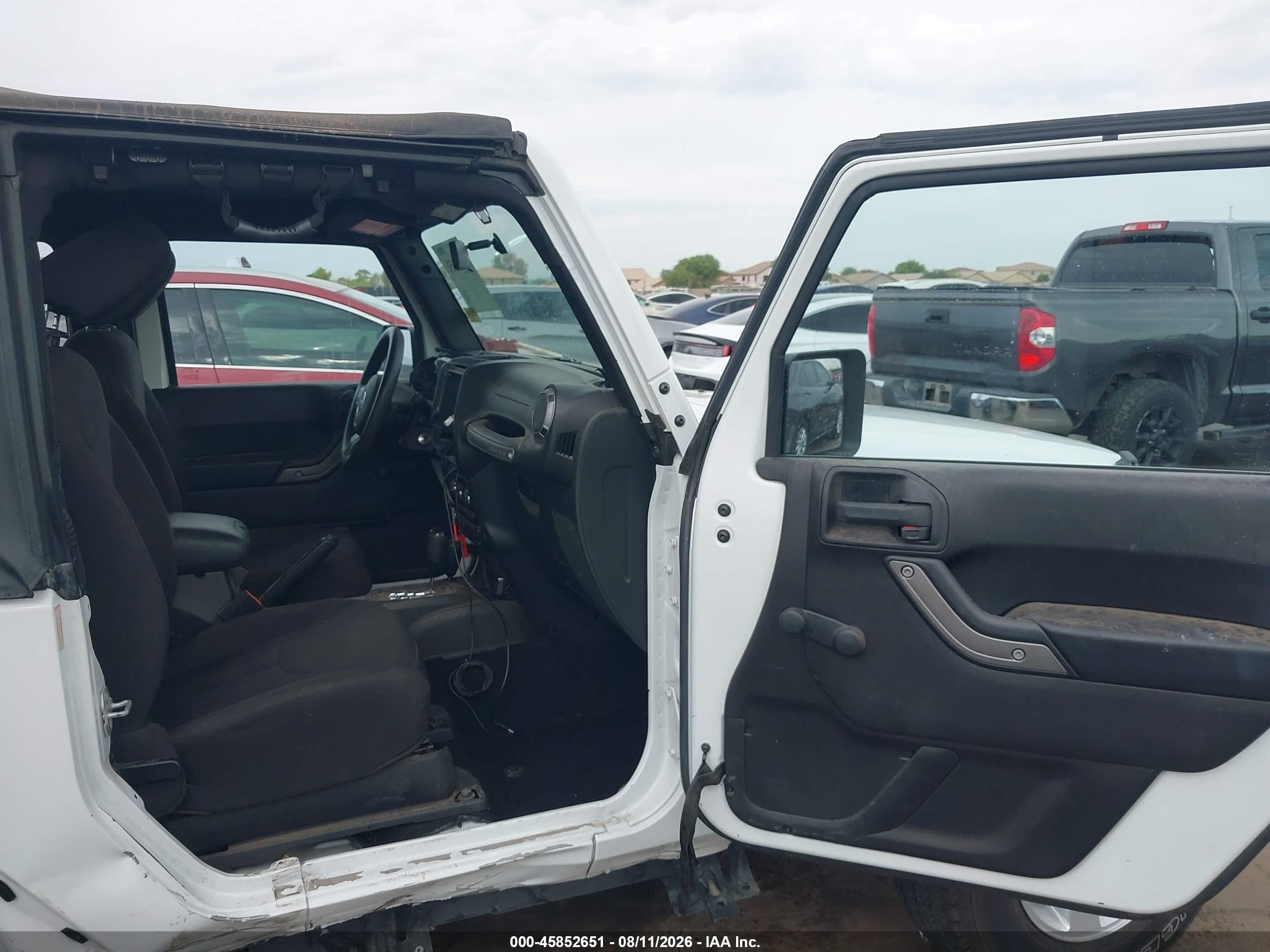 2015 Jeep Wrangler Sport White vin: 1C4AJWAG7FL608170