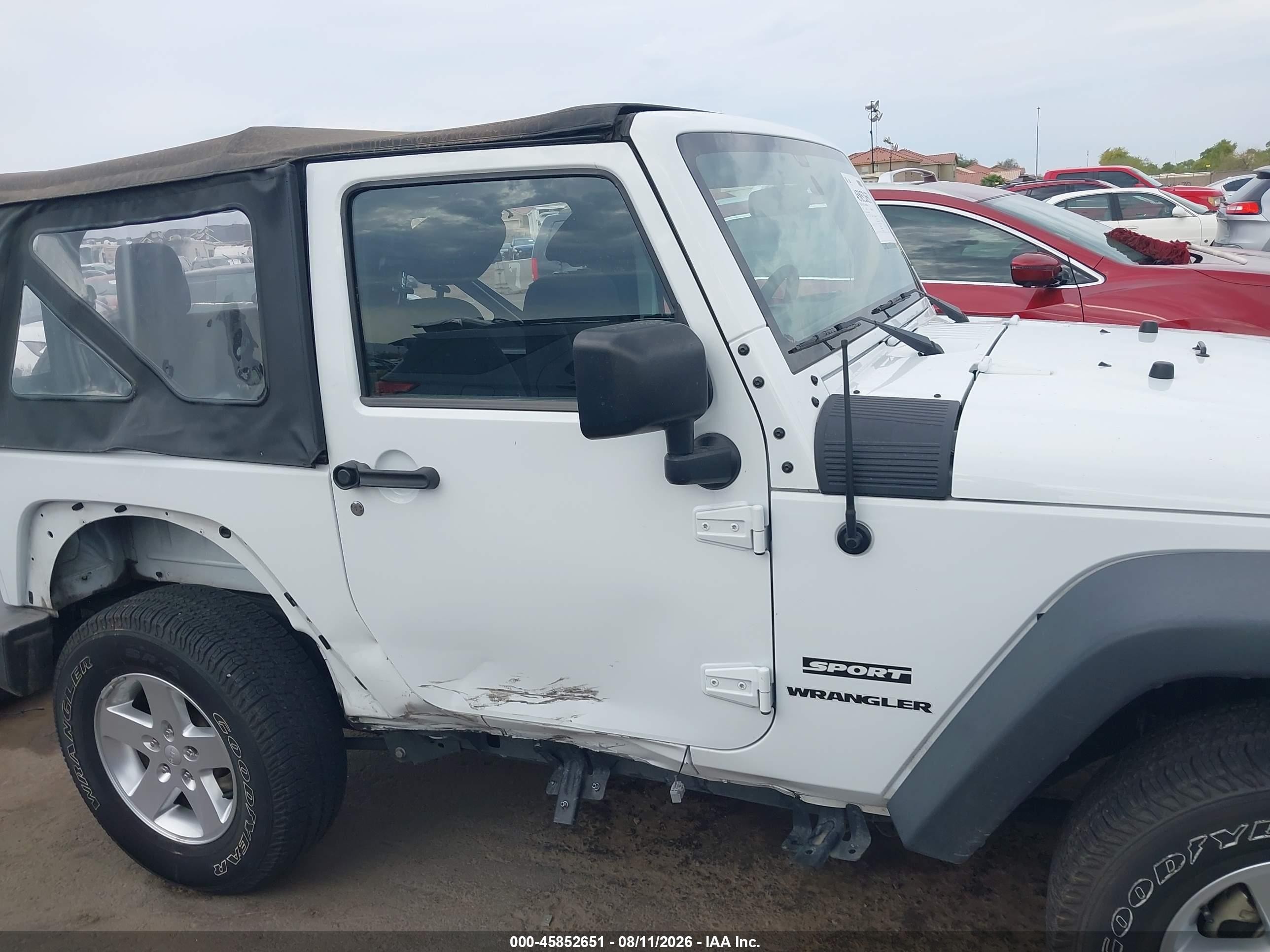 2015 Jeep Wrangler Sport White vin: 1C4AJWAG7FL608170