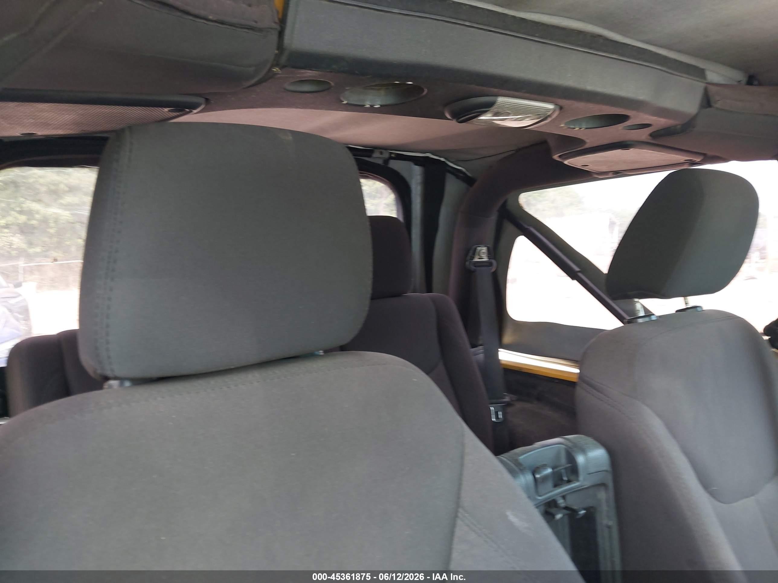 2015 Jeep Wrangler Sport Yellow vin: 1C4AJWAG7FL646191